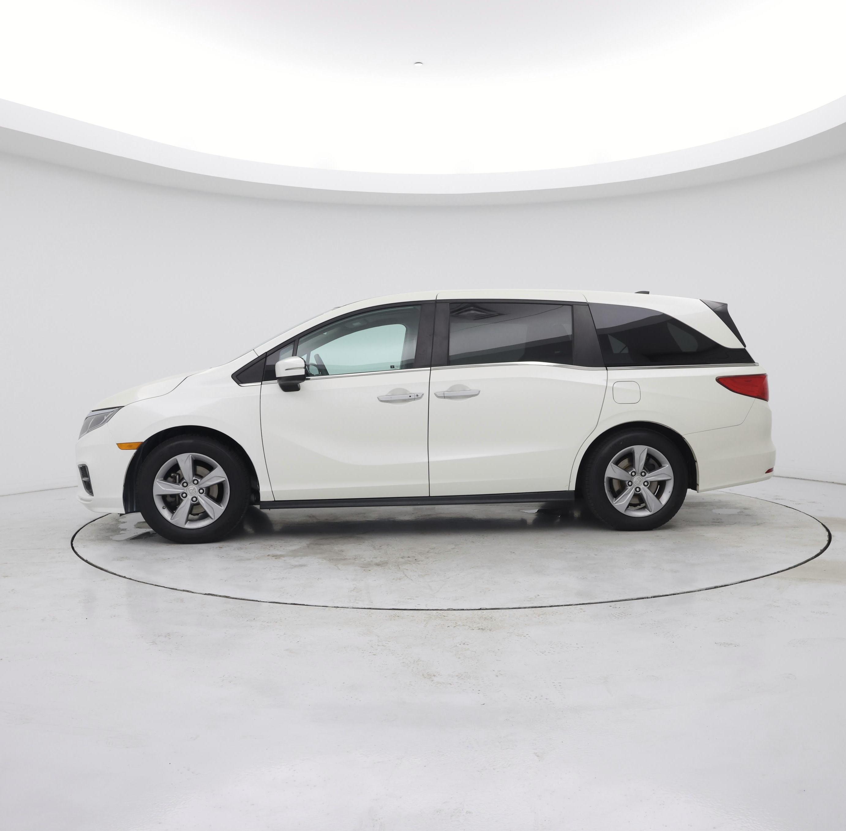 Thumbnail: 2018 Honda Odyssey - 3