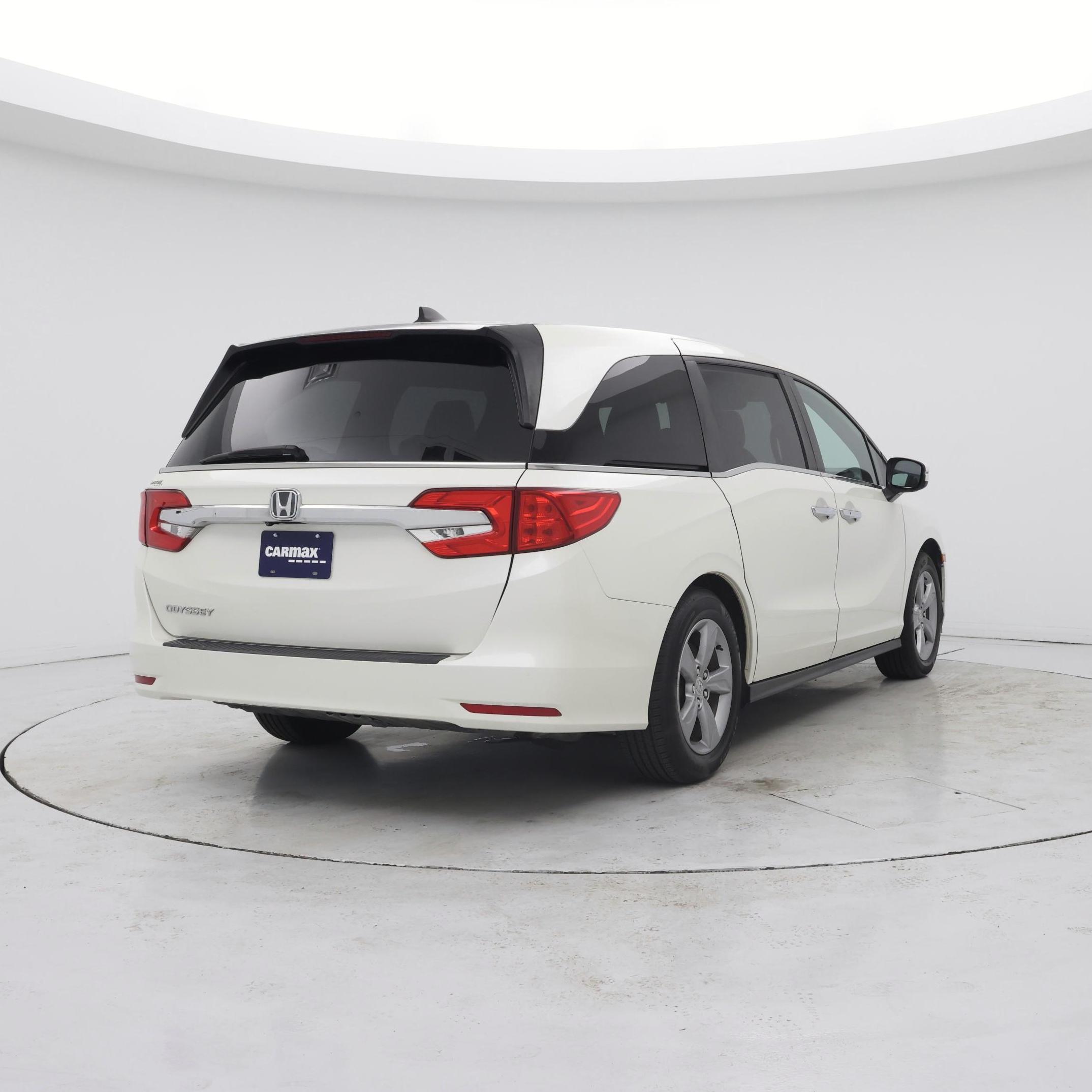 Thumbnail: 2018 Honda Odyssey - 8