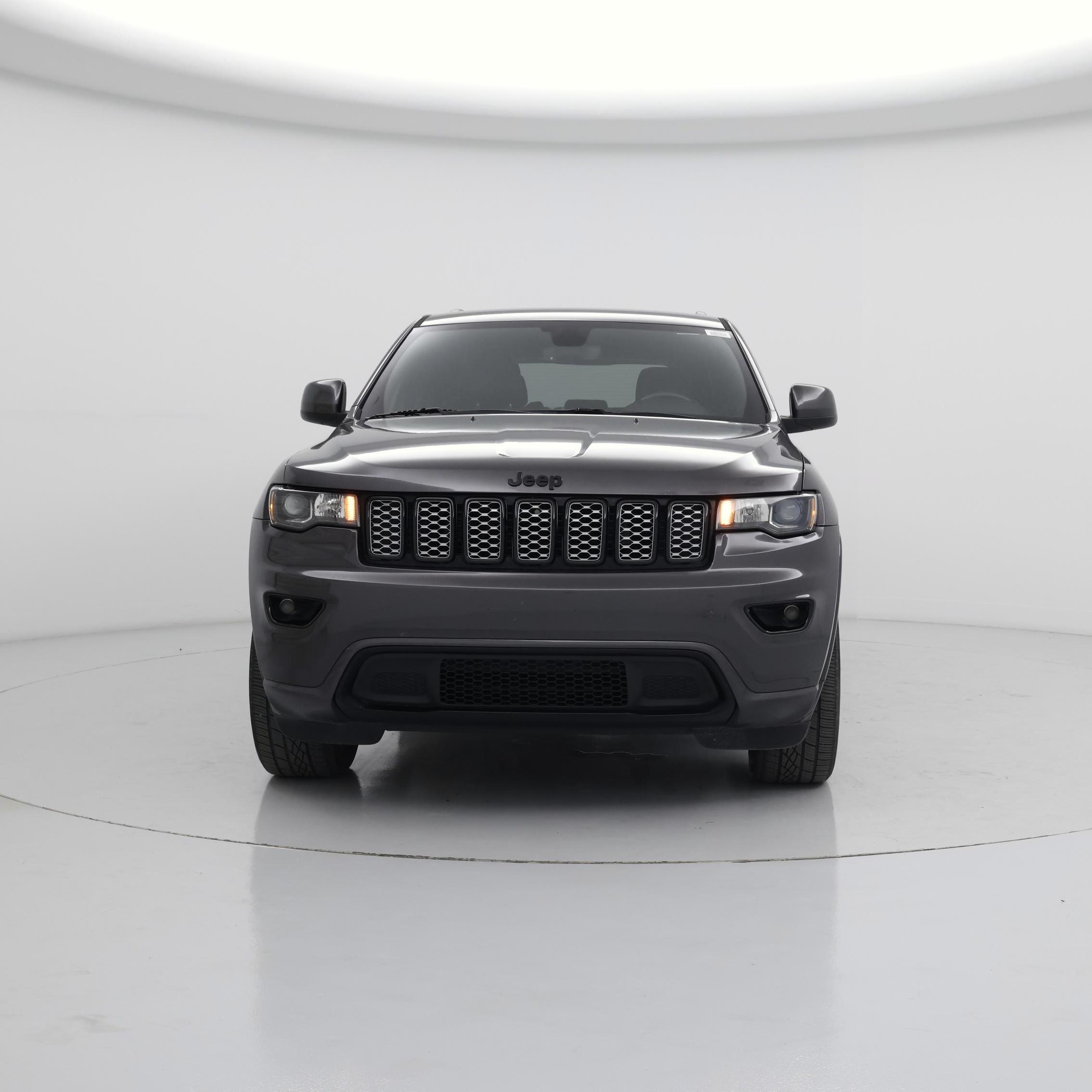 Thumbnail: 2018 Jeep Grand Cherokee - 5