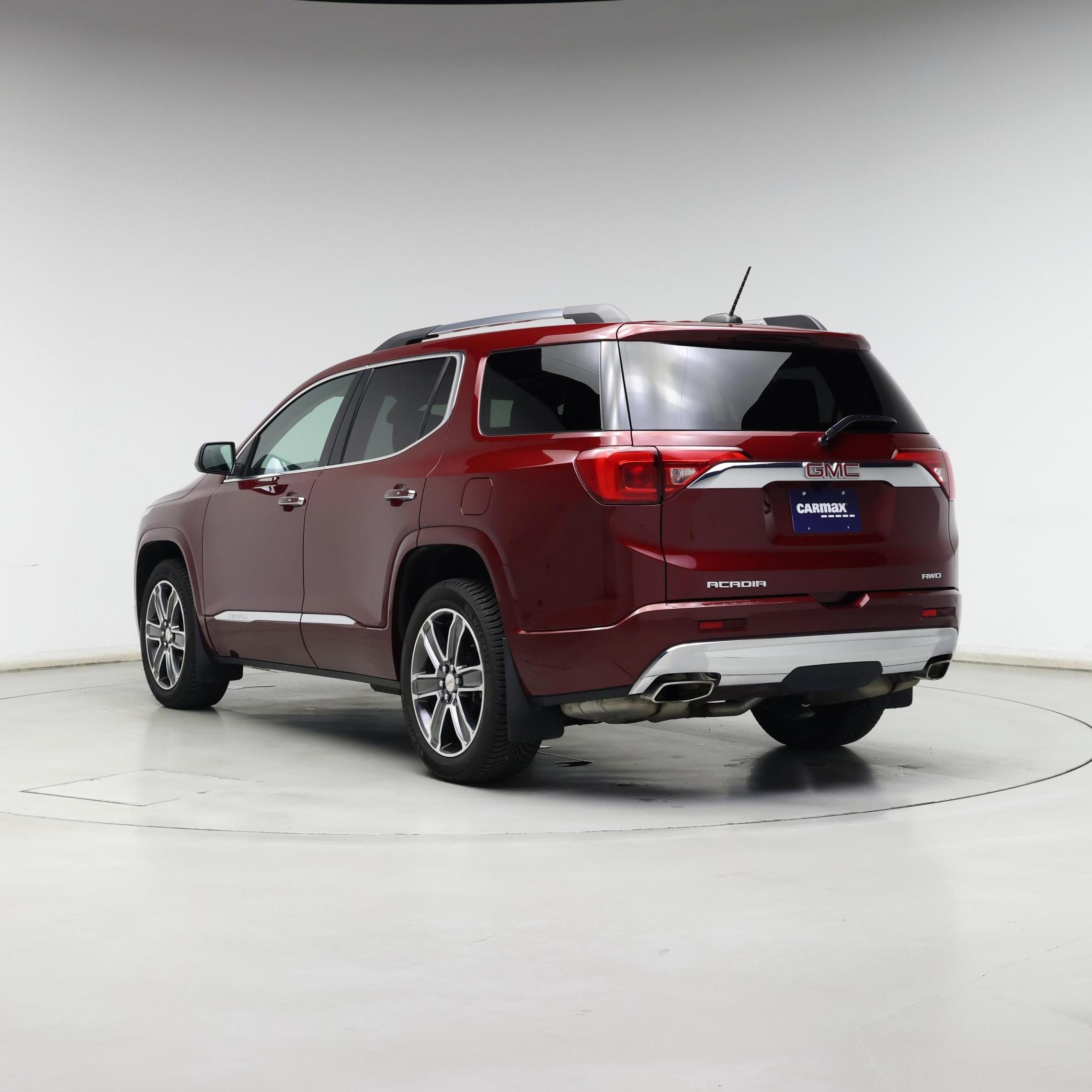 Thumbnail: 2017 GMC Acadia - 2