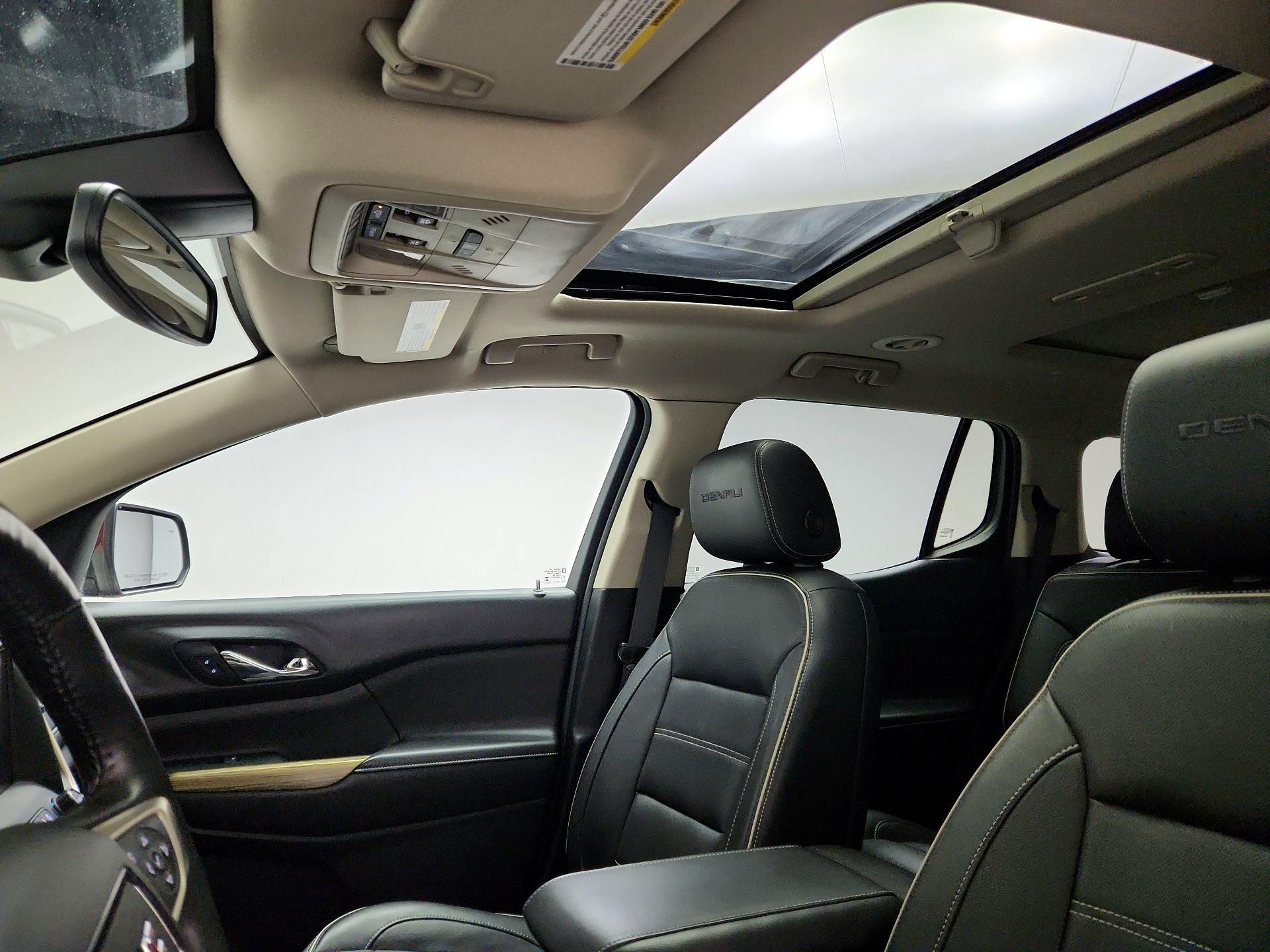 Thumbnail: 2017 GMC Acadia - 20