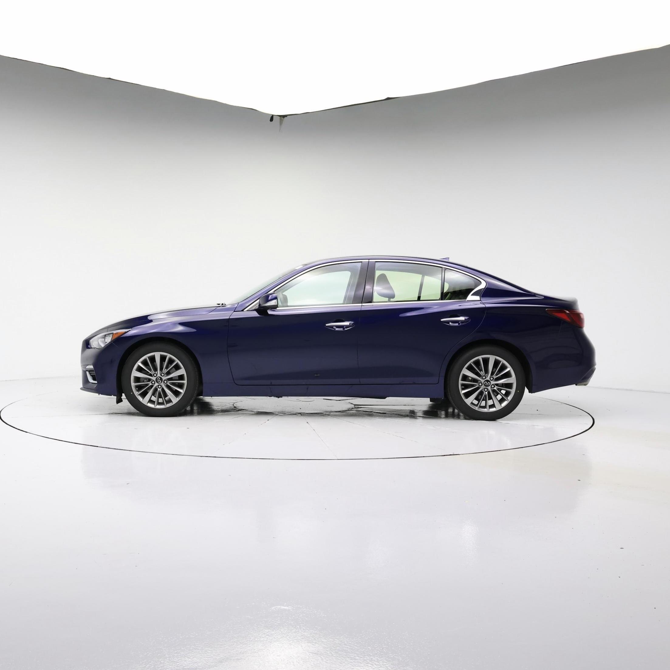 Thumbnail: 2023 INFINITI Q50 - 3