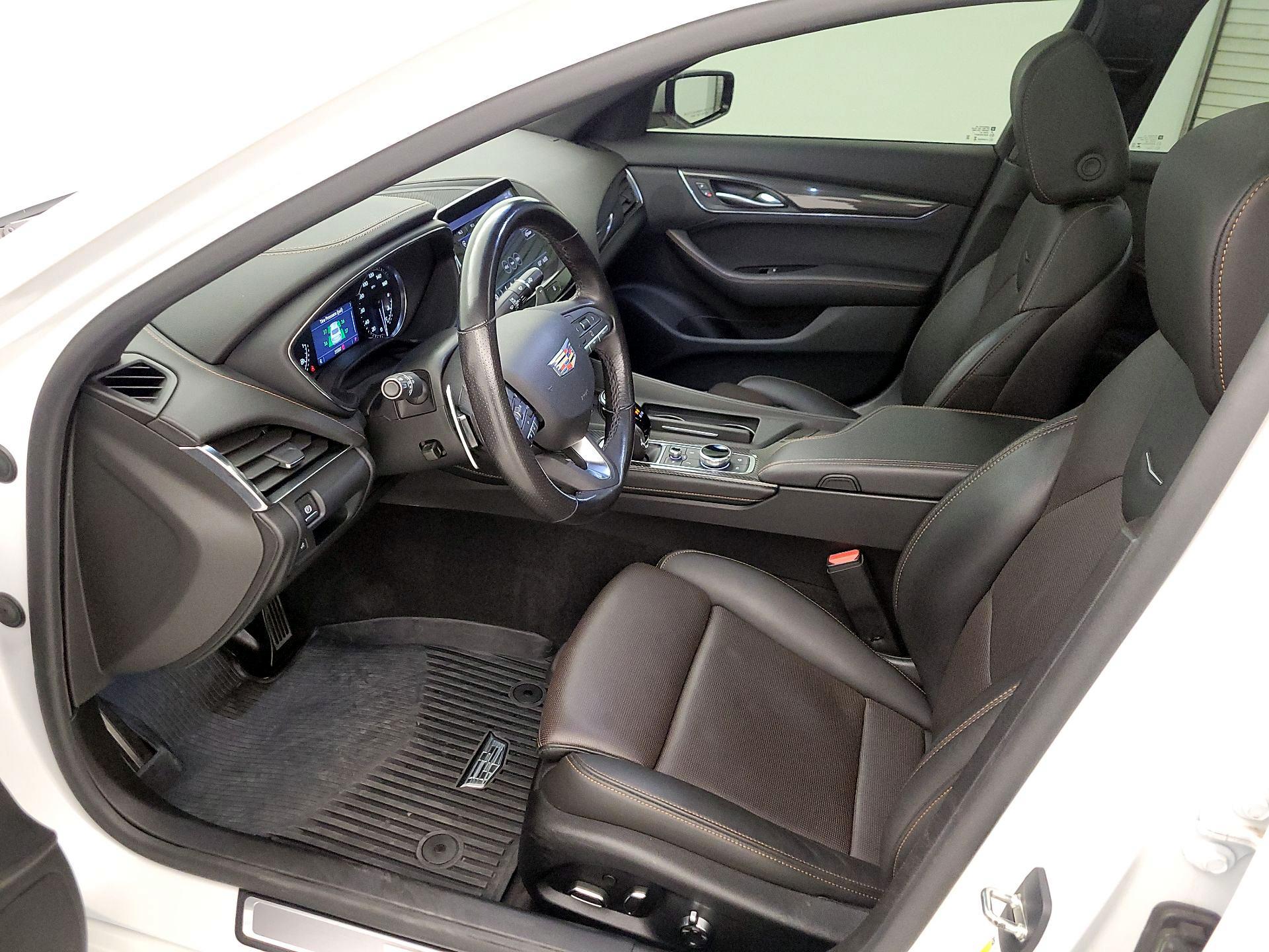 Thumbnail: 2024 Cadillac CT5 - 11
