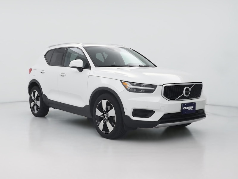 2019 Volvo XC40 T5 Momentum -
                  Hillside, IL