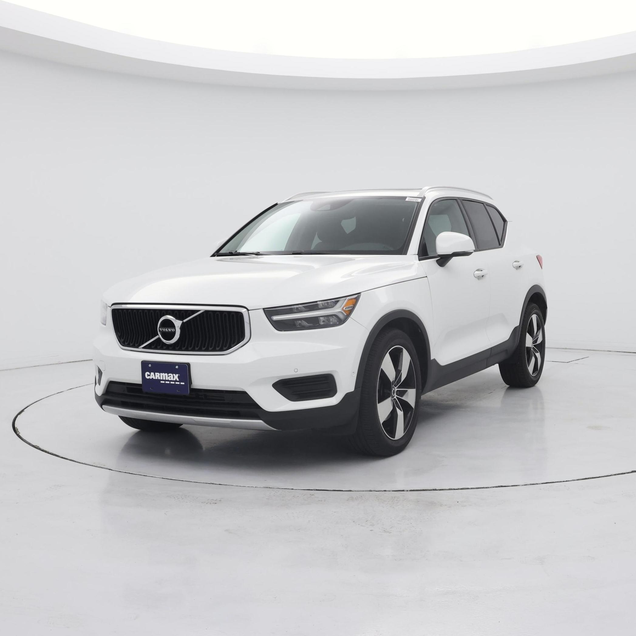 Thumbnail: 2019 Volvo XC40 - 4