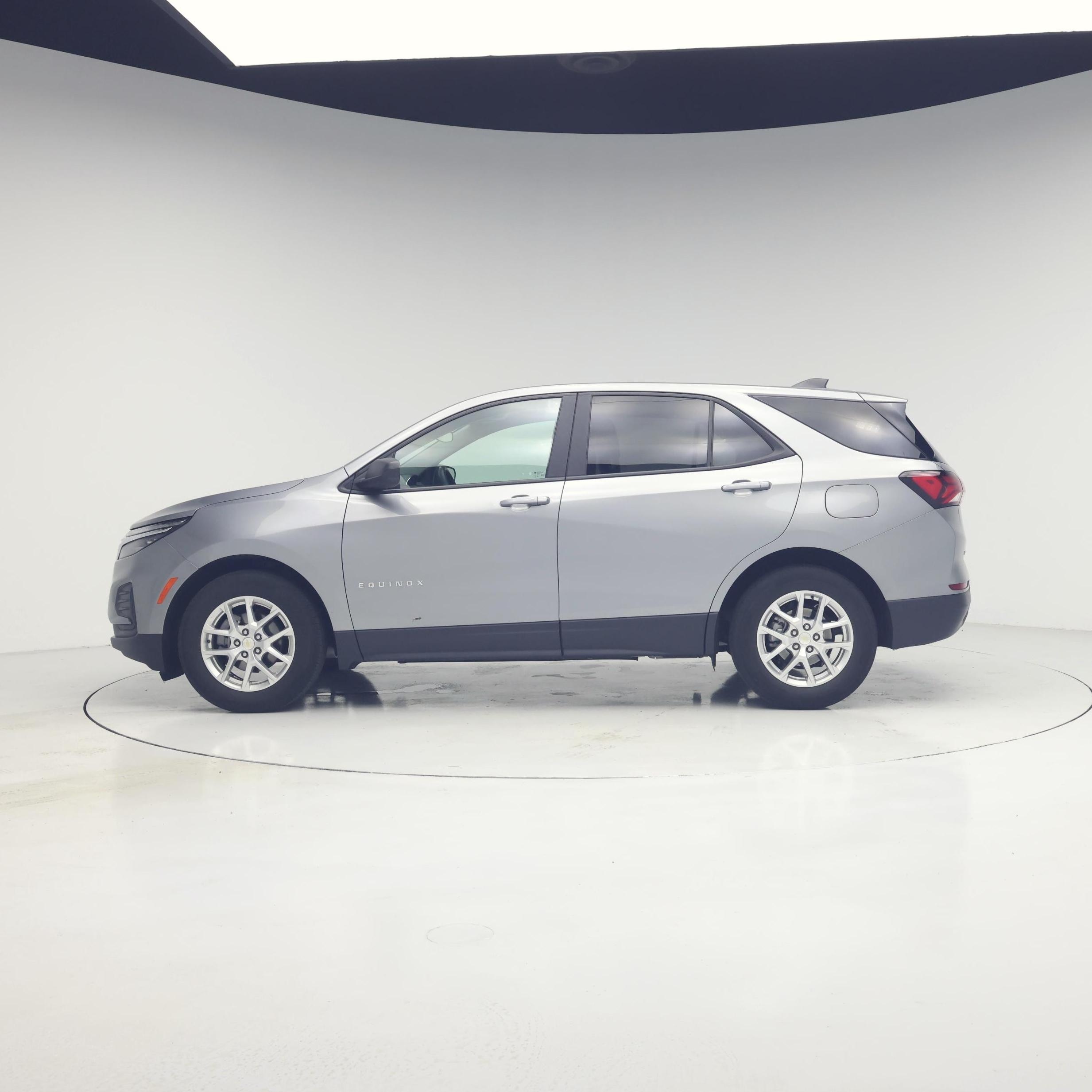 Thumbnail: 2024 Chevrolet Equinox - 3