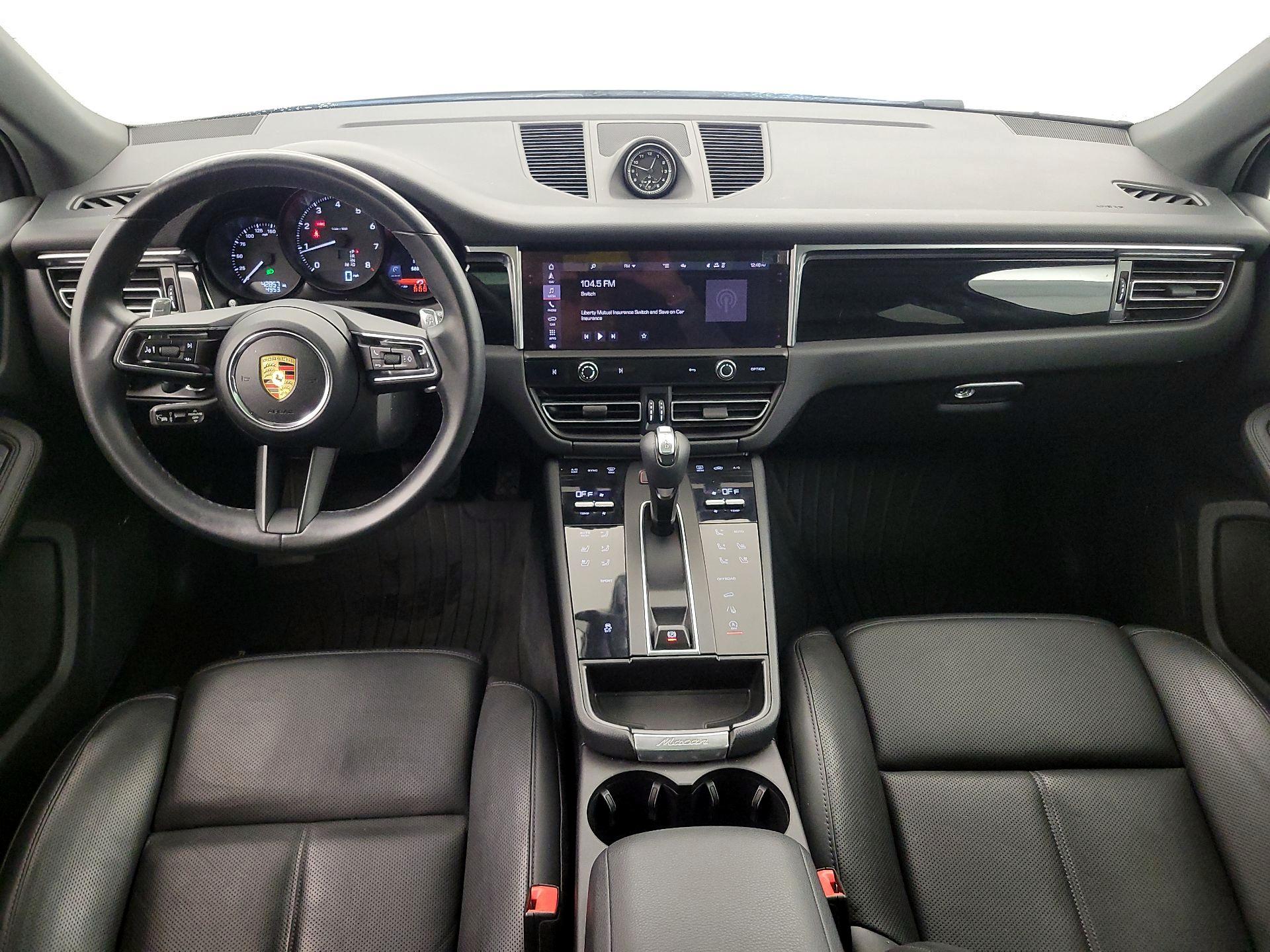 Thumbnail: 2024 Porsche Macan - 9
