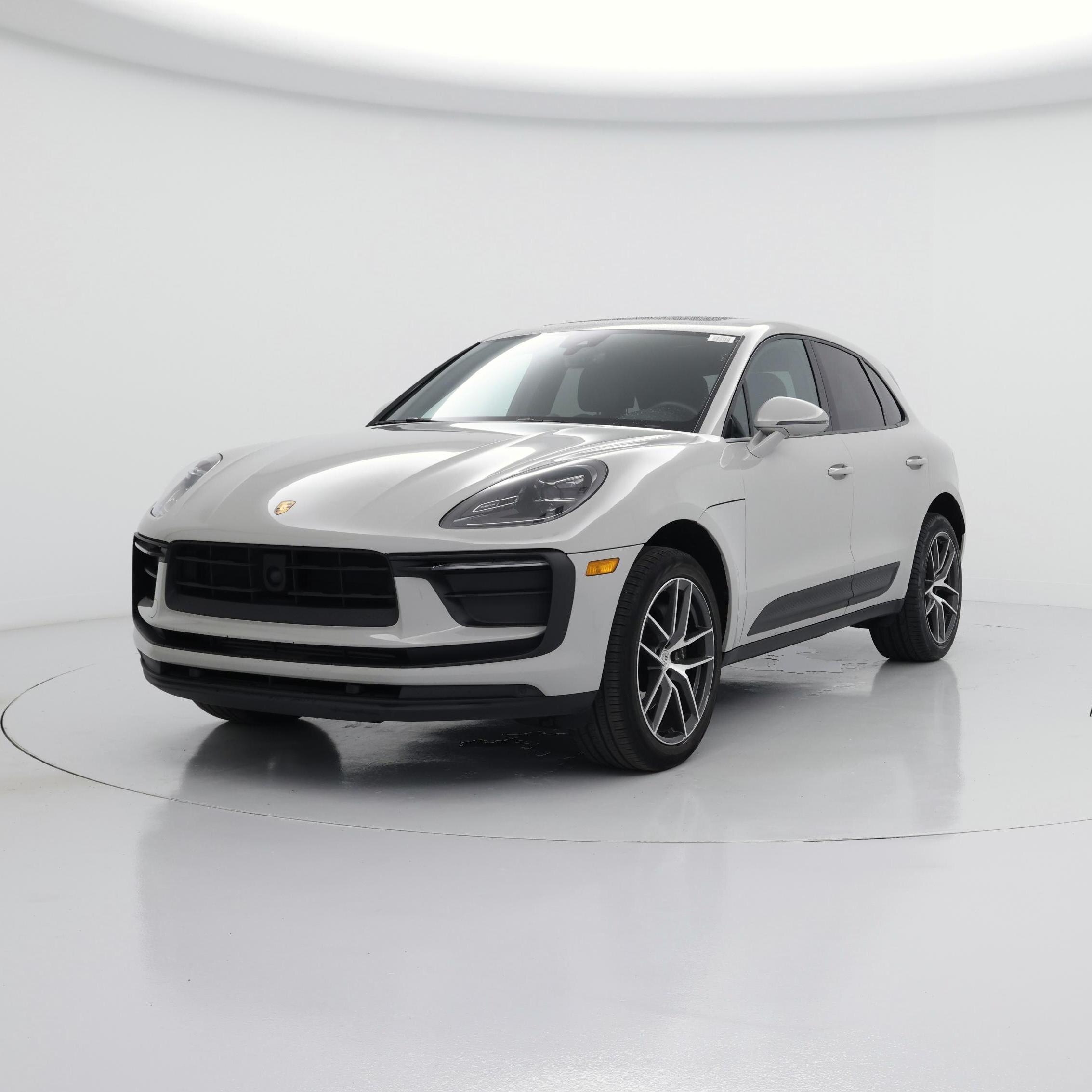 Thumbnail: 2024 Porsche Macan - 4