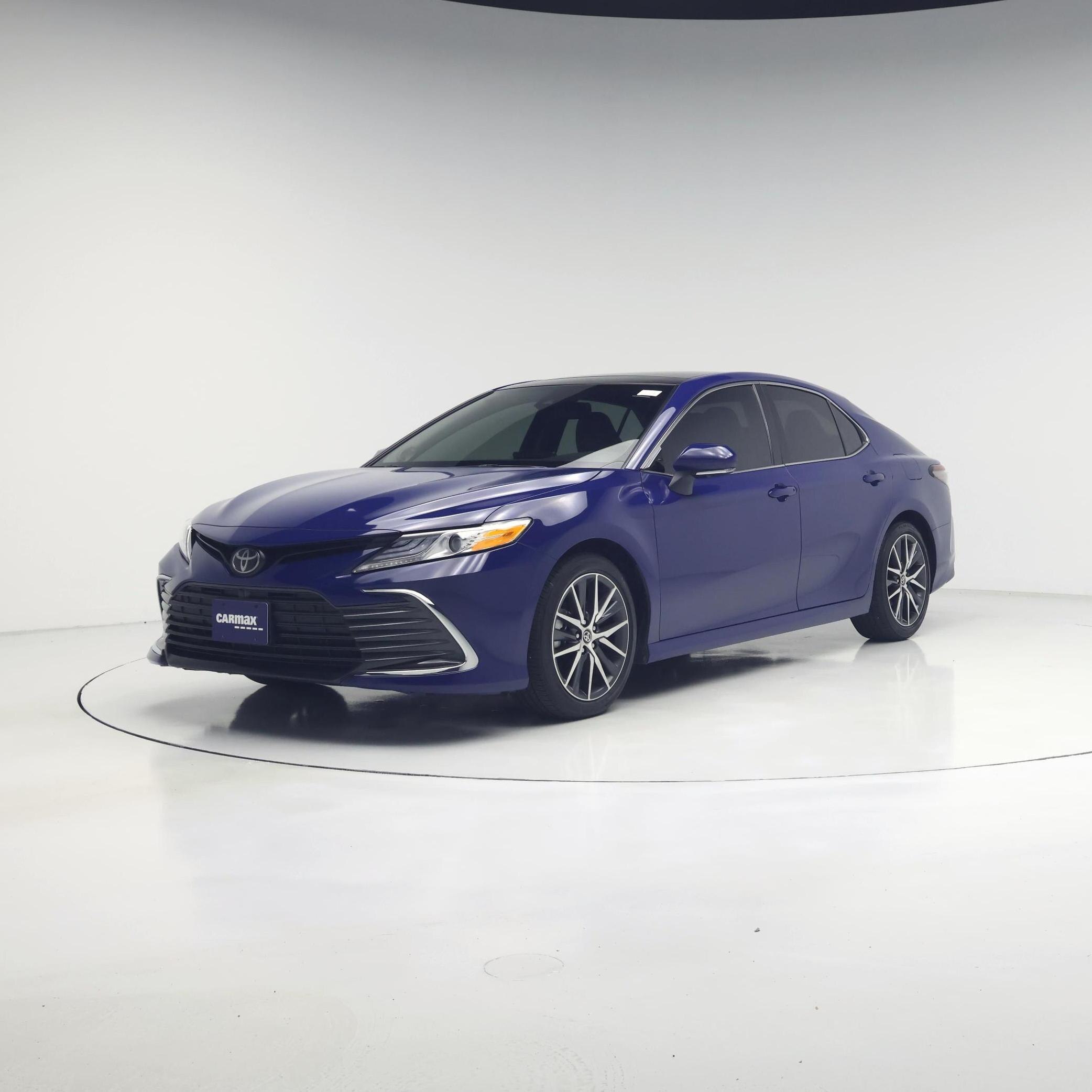 Thumbnail: 2023 Toyota Camry - 4