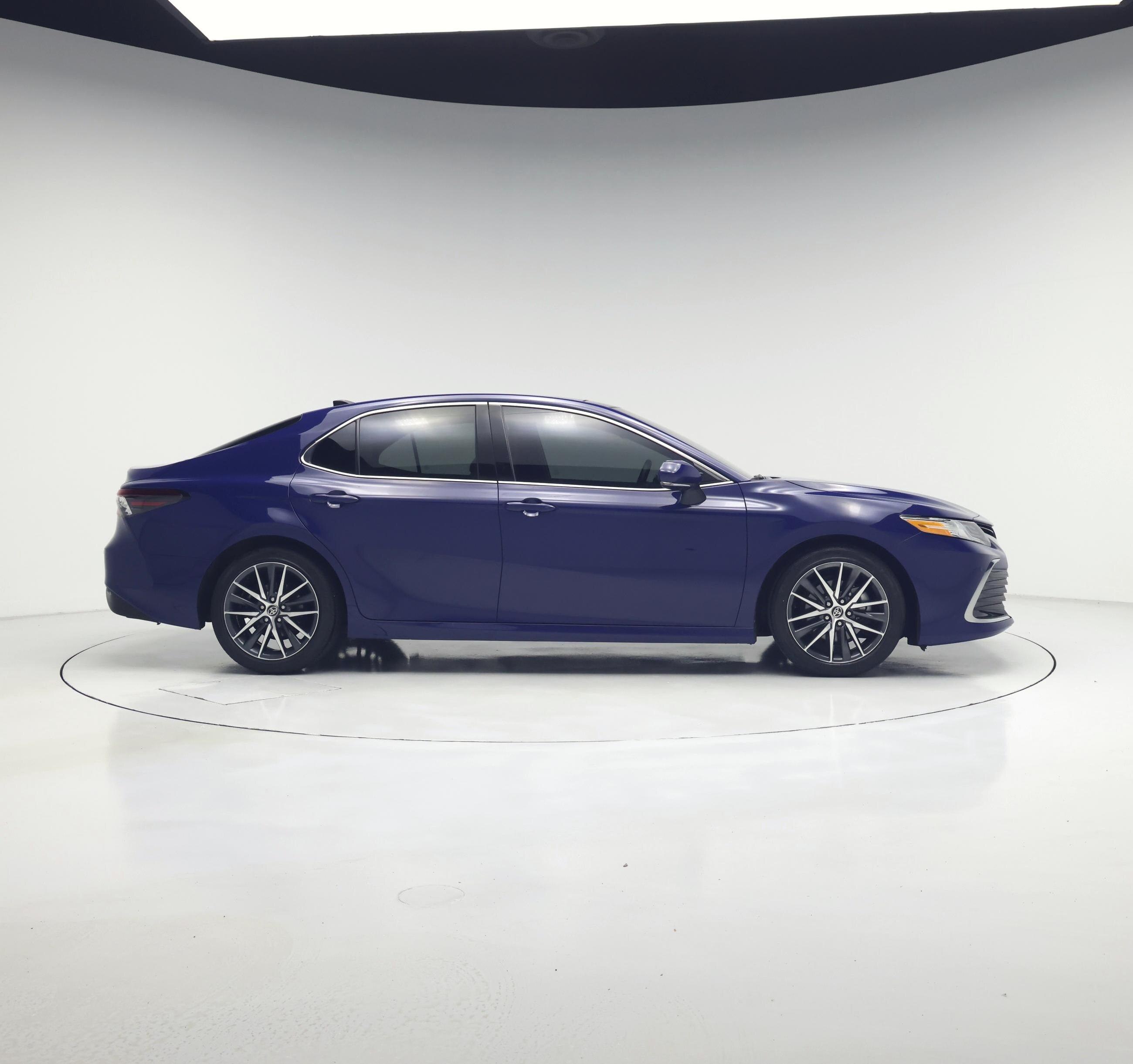 Thumbnail: 2023 Toyota Camry - 7