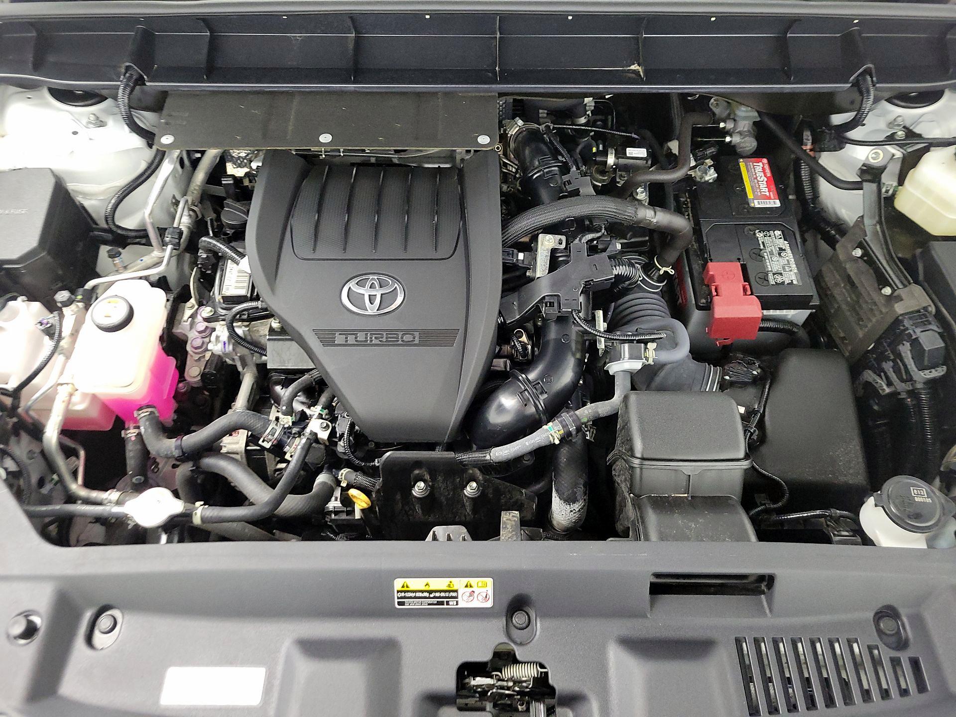 Thumbnail: 2023 Toyota Highlander - 17
