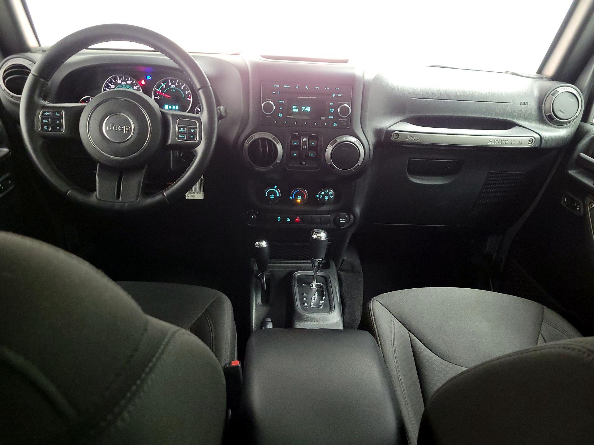 Thumbnail: 2017 Jeep Wrangler - 9