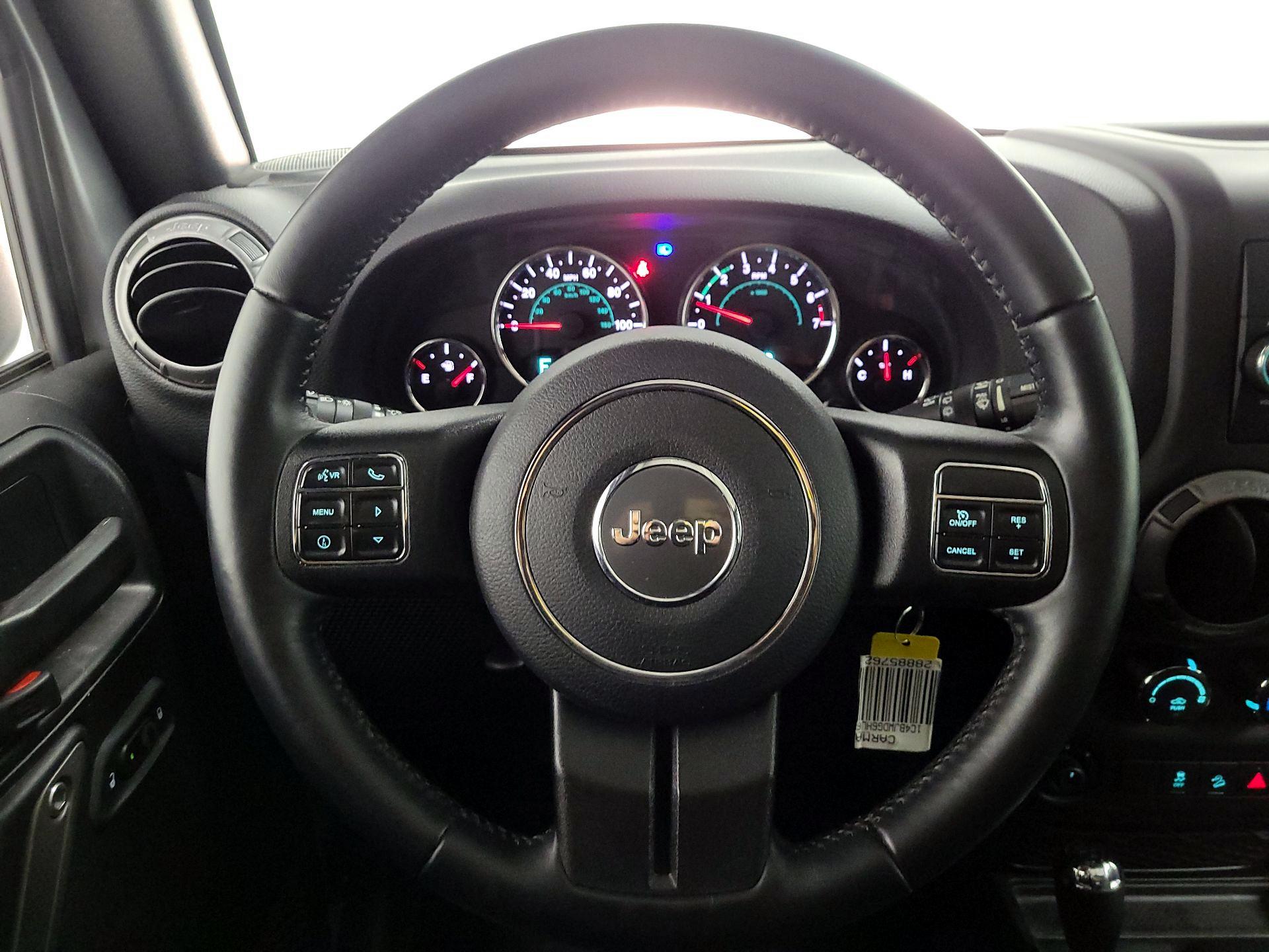 Thumbnail: 2017 Jeep Wrangler - 10