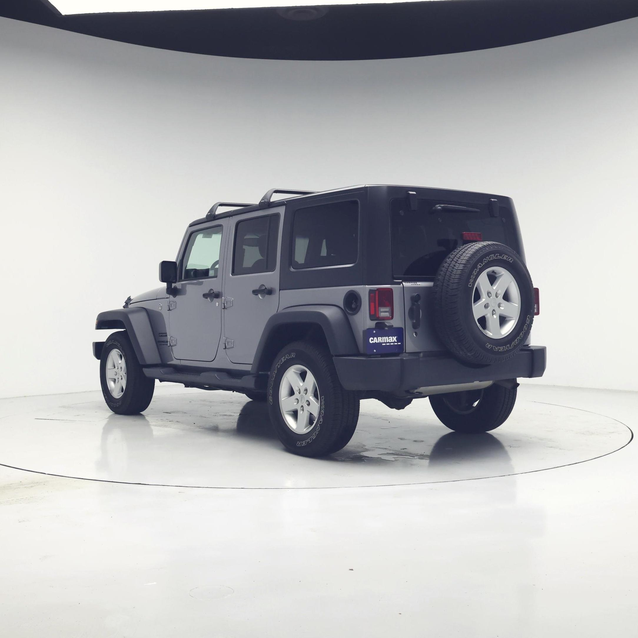 Thumbnail: 2017 Jeep Wrangler - 2