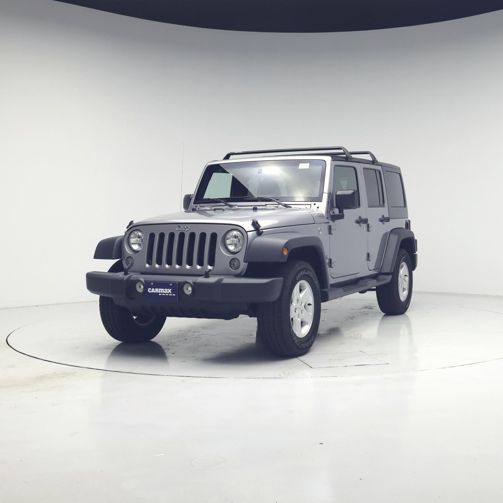 Thumbnail: 2017 Jeep Wrangler - 4