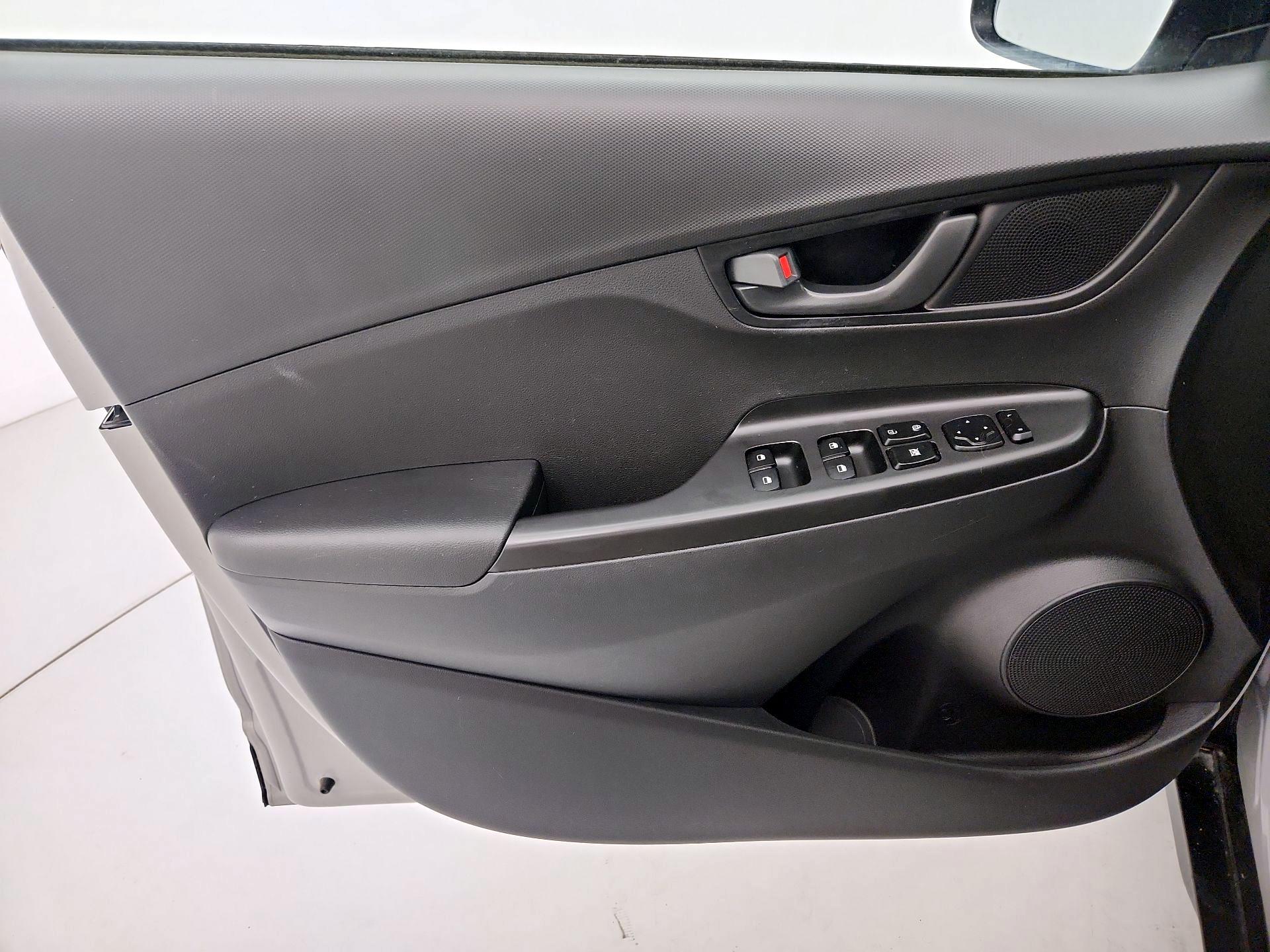 Thumbnail: 2023 Hyundai Kona - 12