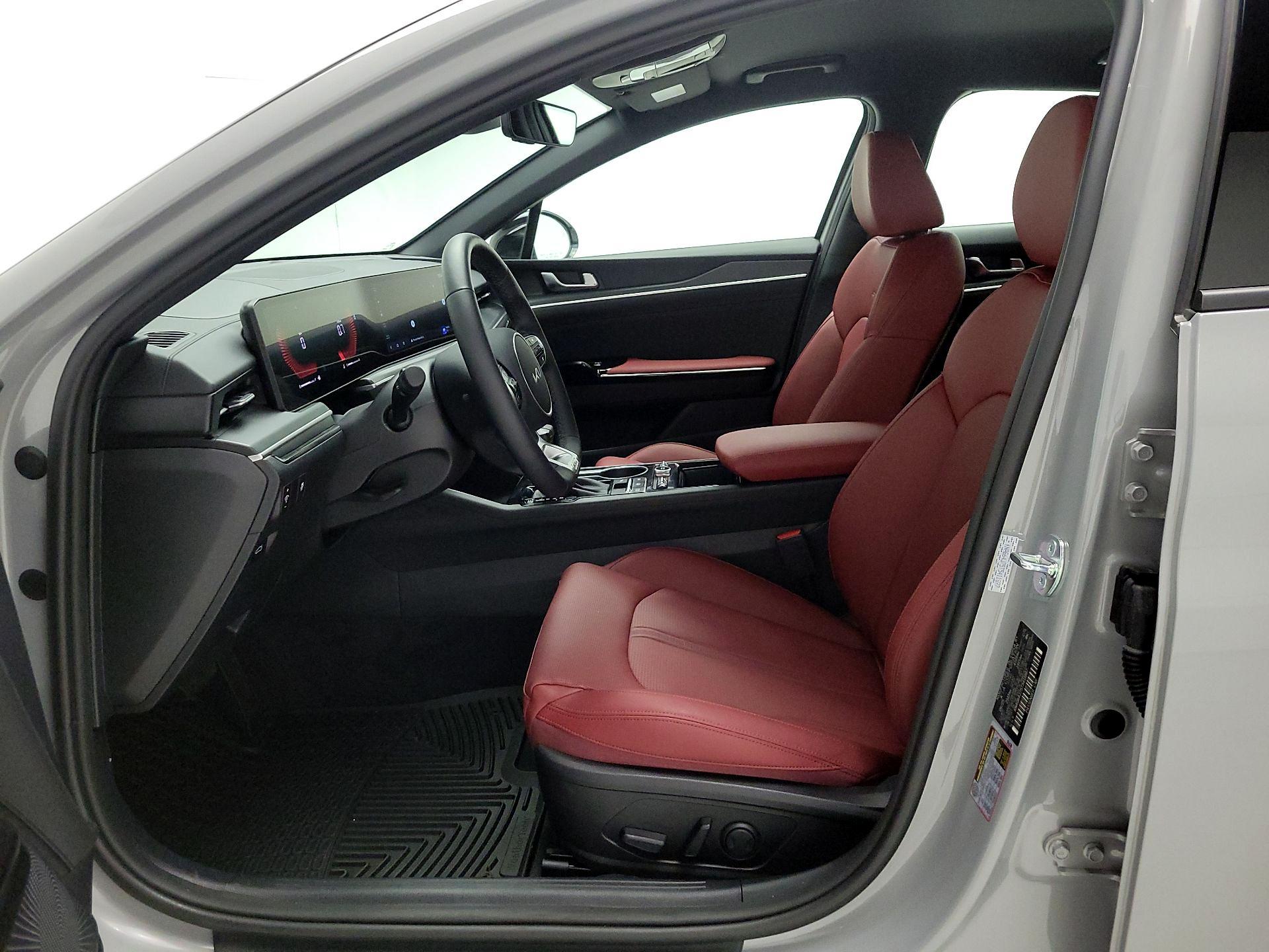 Thumbnail: 2026 Kia K5 - 11