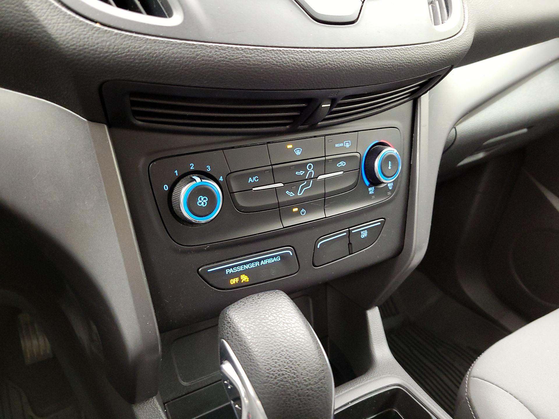 Thumbnail: 2018 Ford Escape - 16