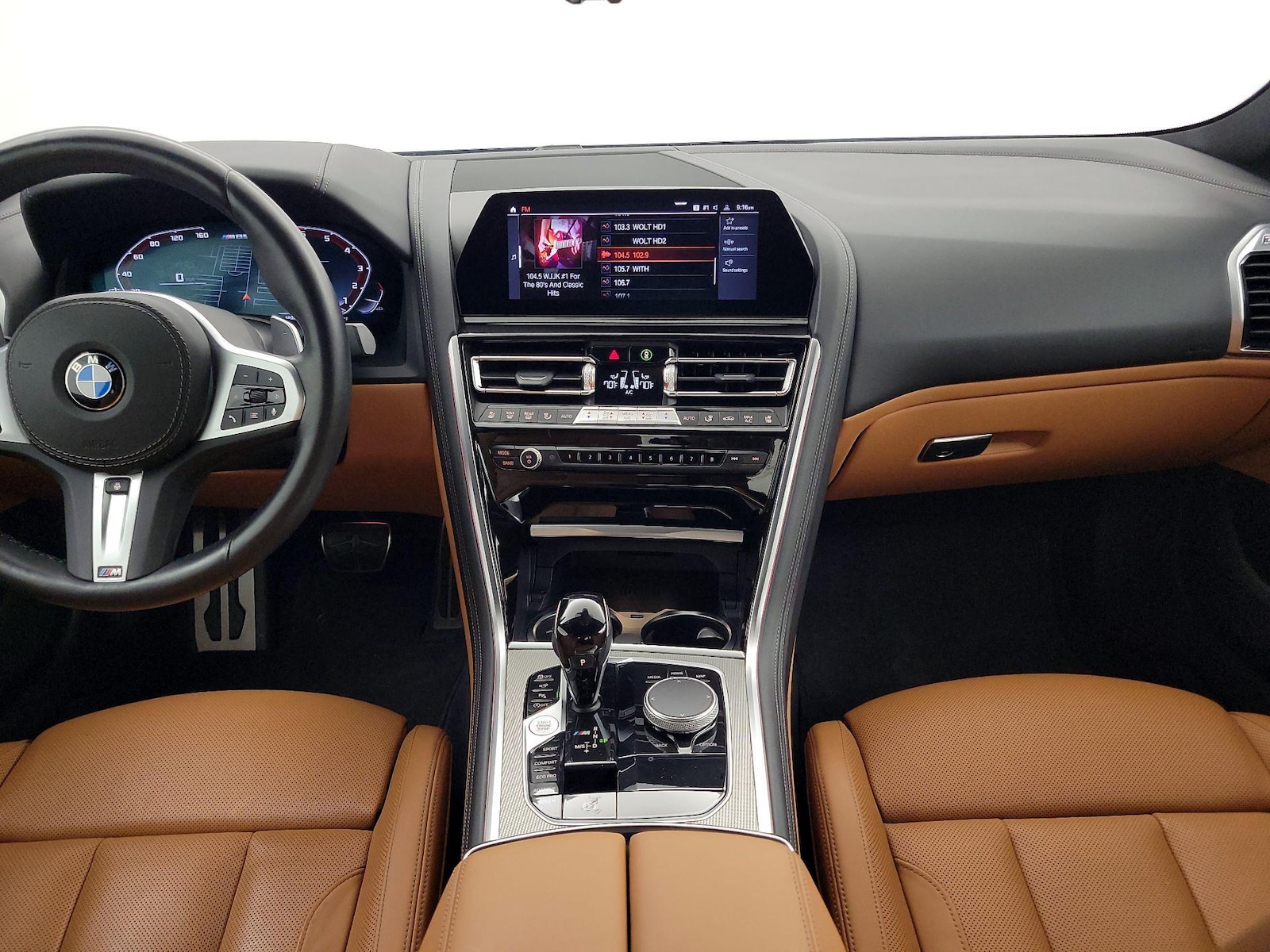 2022 BMW 8 Series M850i - Photo 10