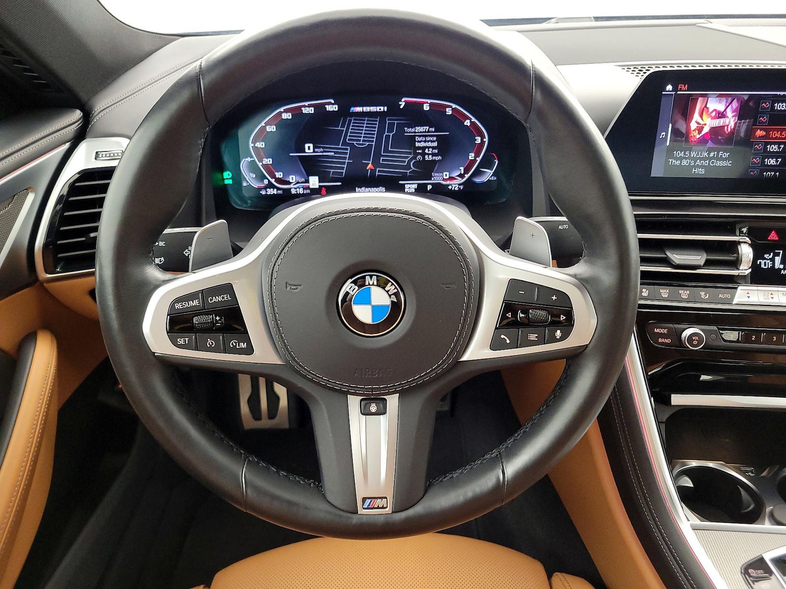 2022 BMW 8 Series M850i - Photo 11