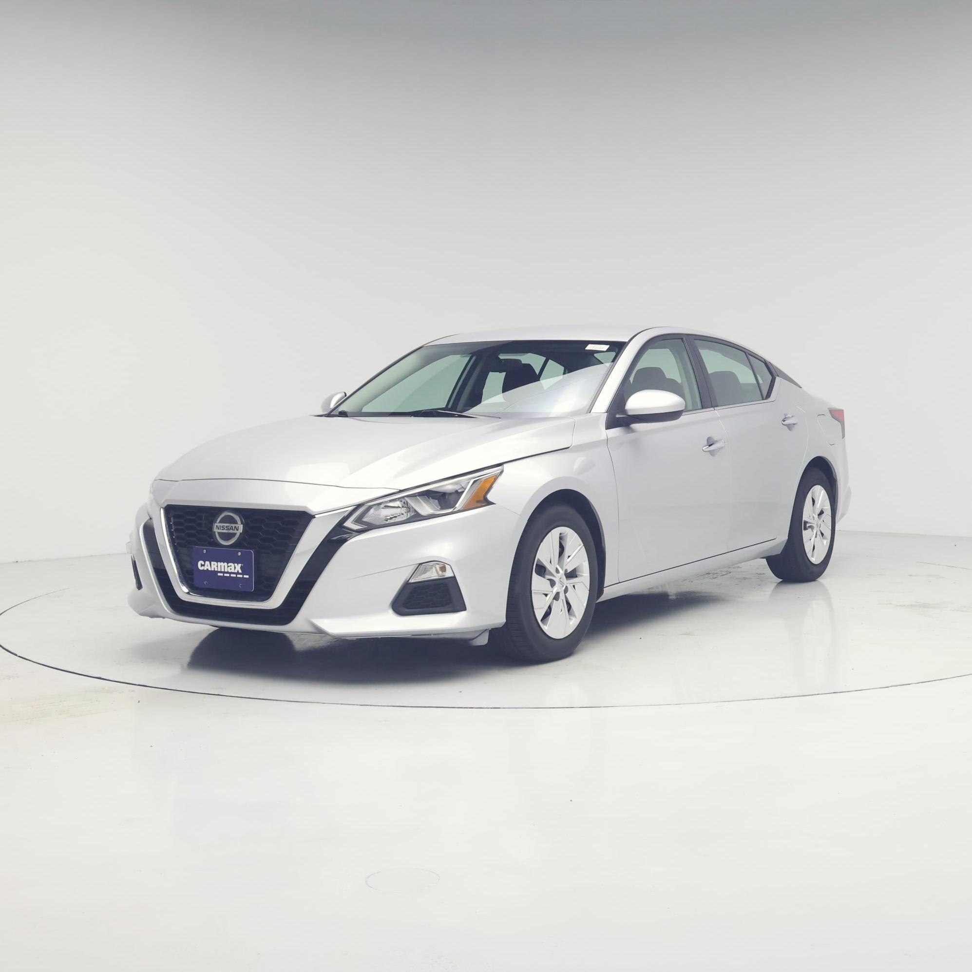 Thumbnail: 2020 Nissan Altima - 4