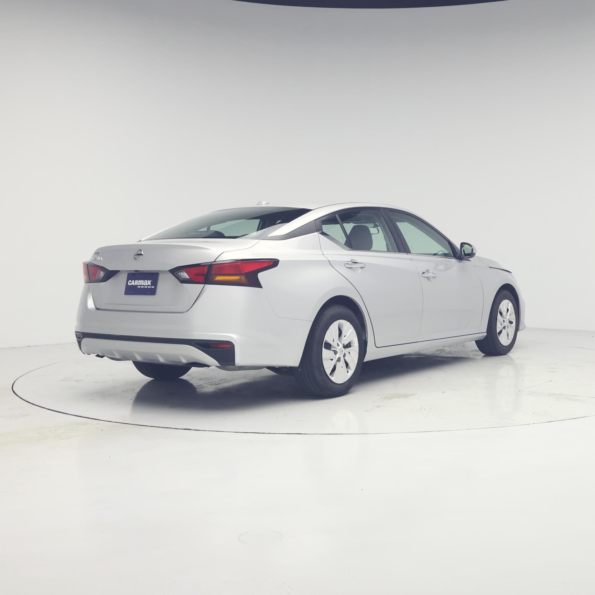 Thumbnail: 2020 Nissan Altima - 8