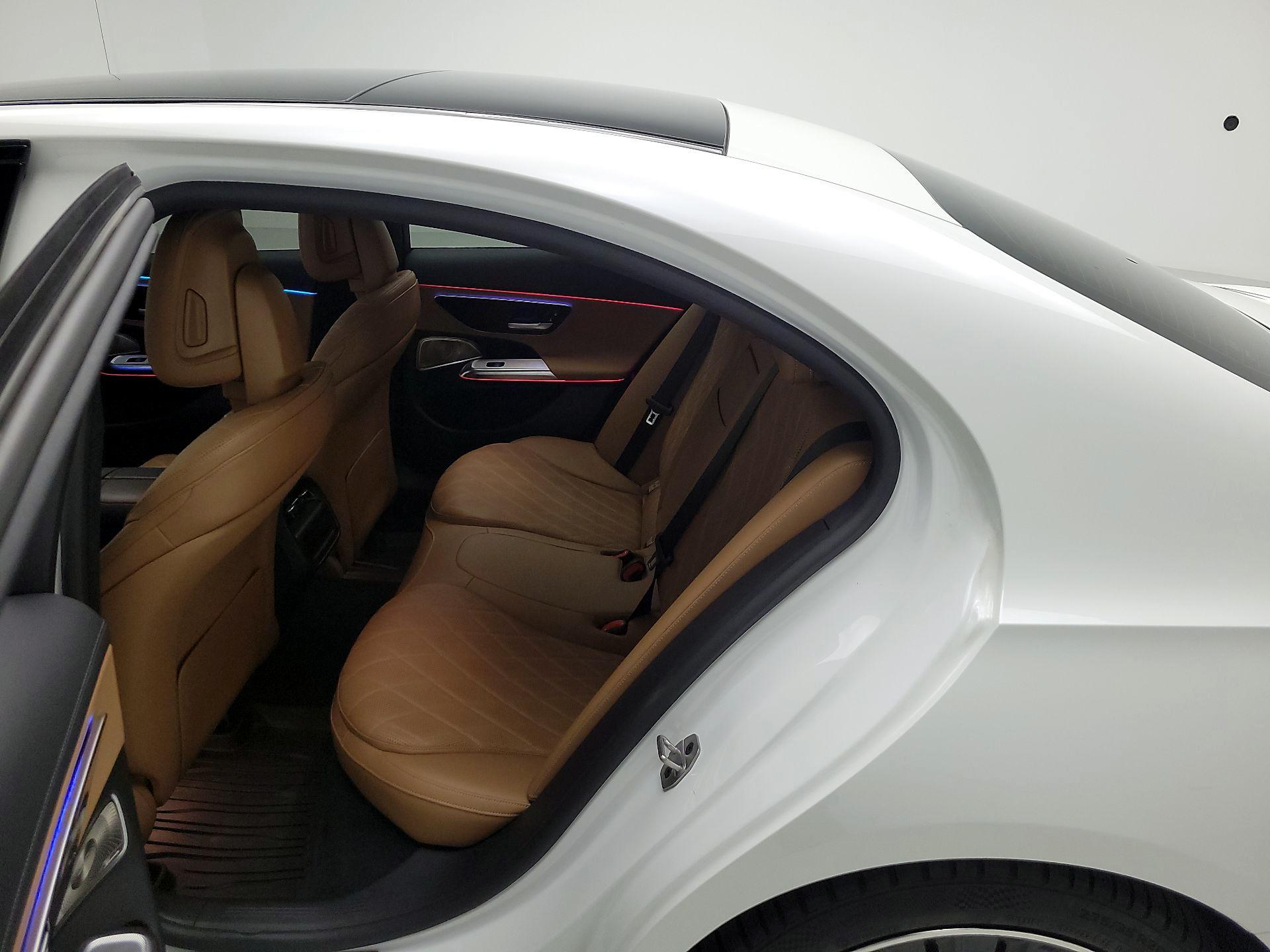 Thumbnail: 2024 Mercedes-Benz E-Class - 17