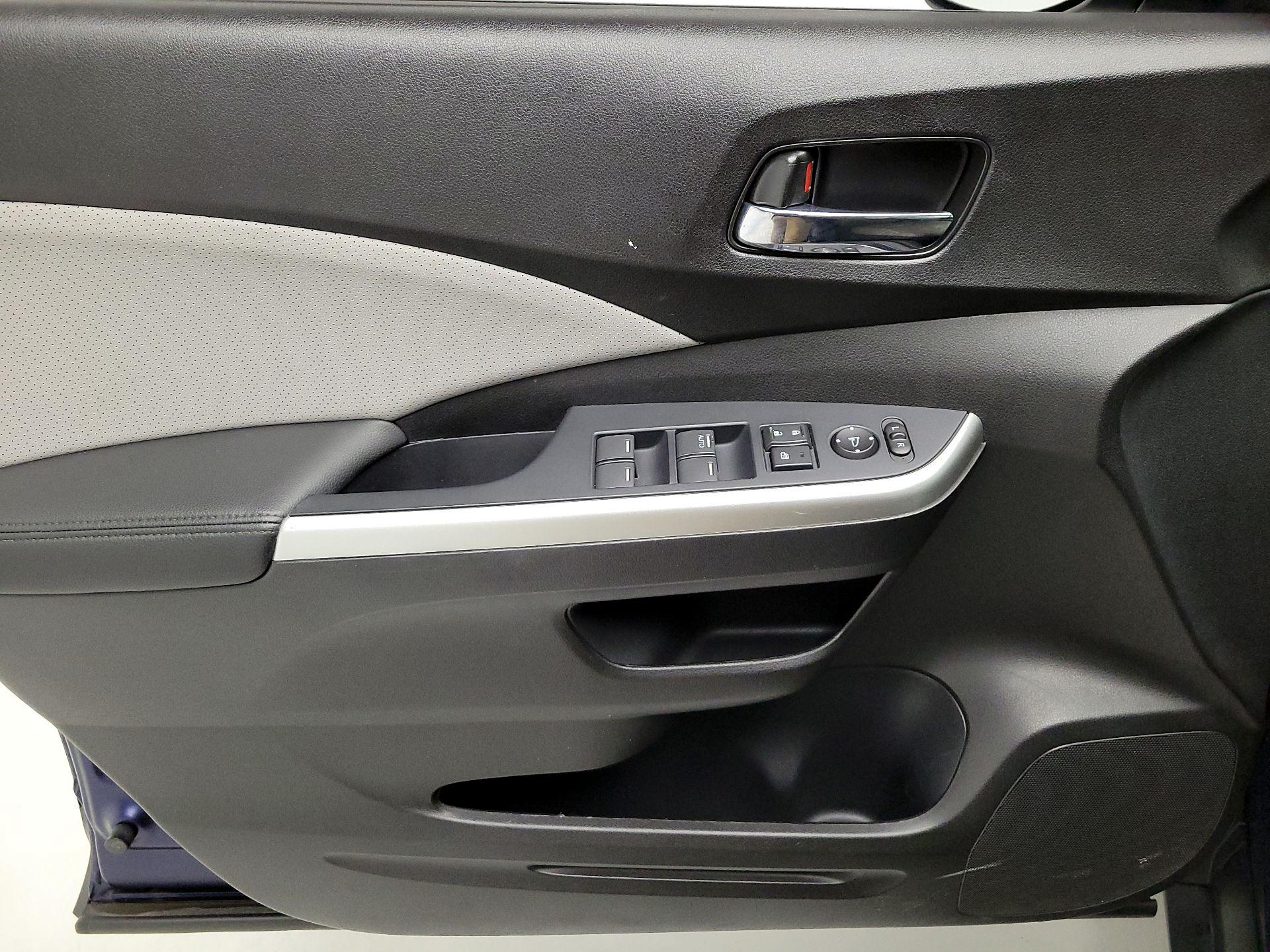 Thumbnail: 2016 Honda CR-V - 12