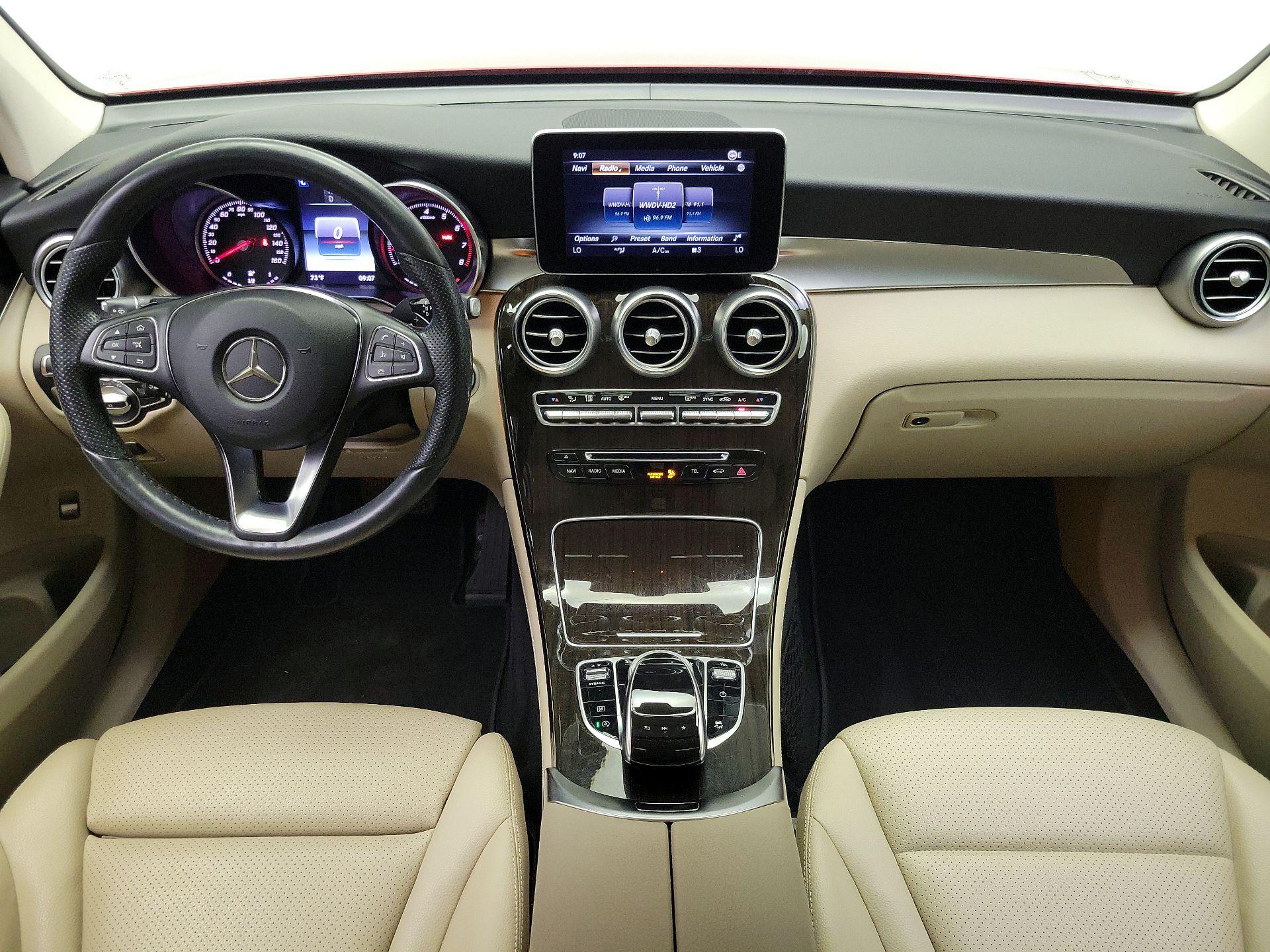 Thumbnail: 2017 Mercedes-Benz GLC - 9