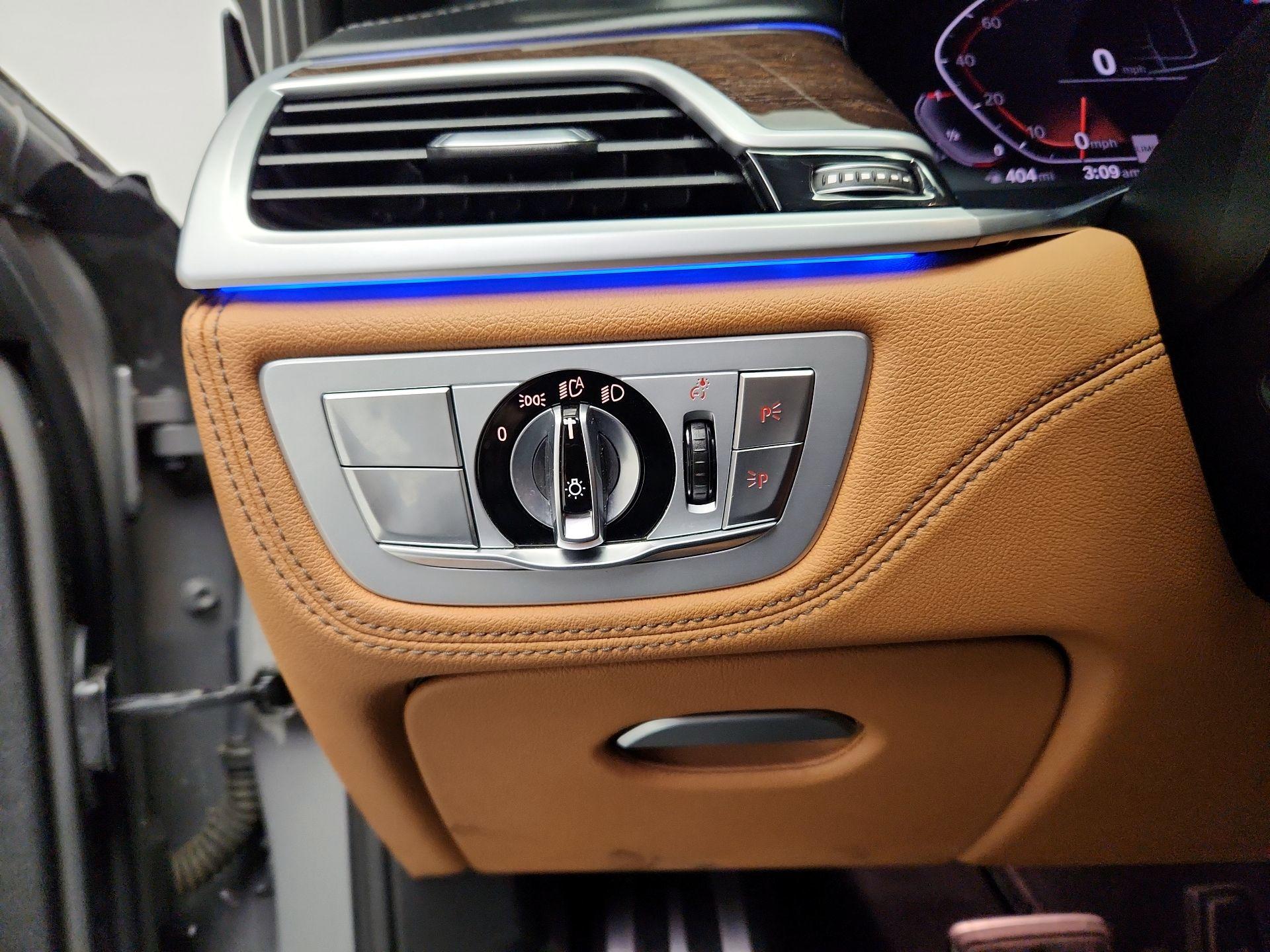 Thumbnail: 2020 BMW 7 Series - 13