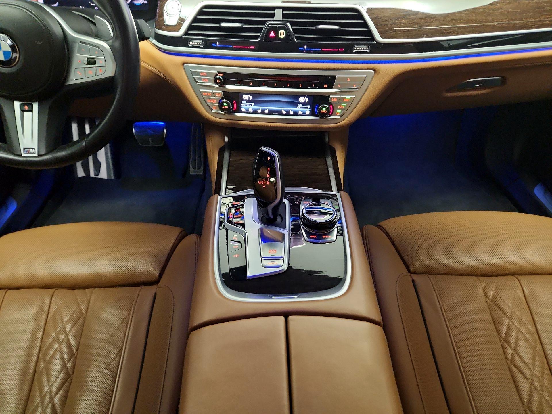Thumbnail: 2020 BMW 7 Series - 18