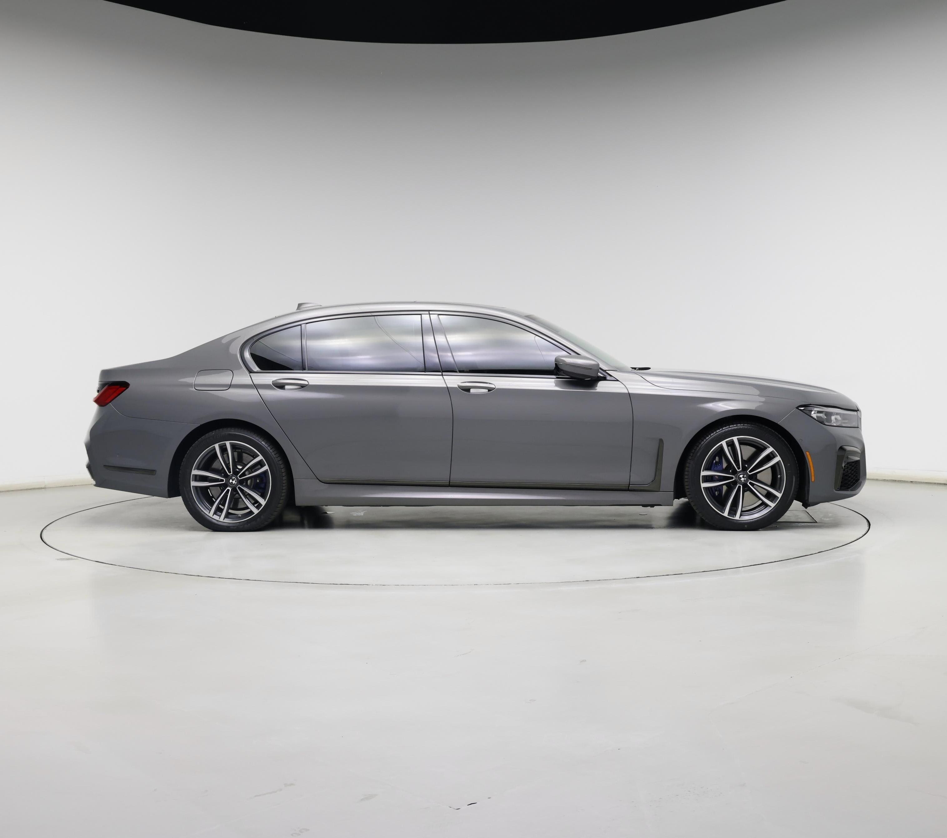 Thumbnail: 2020 BMW 7 Series - 7