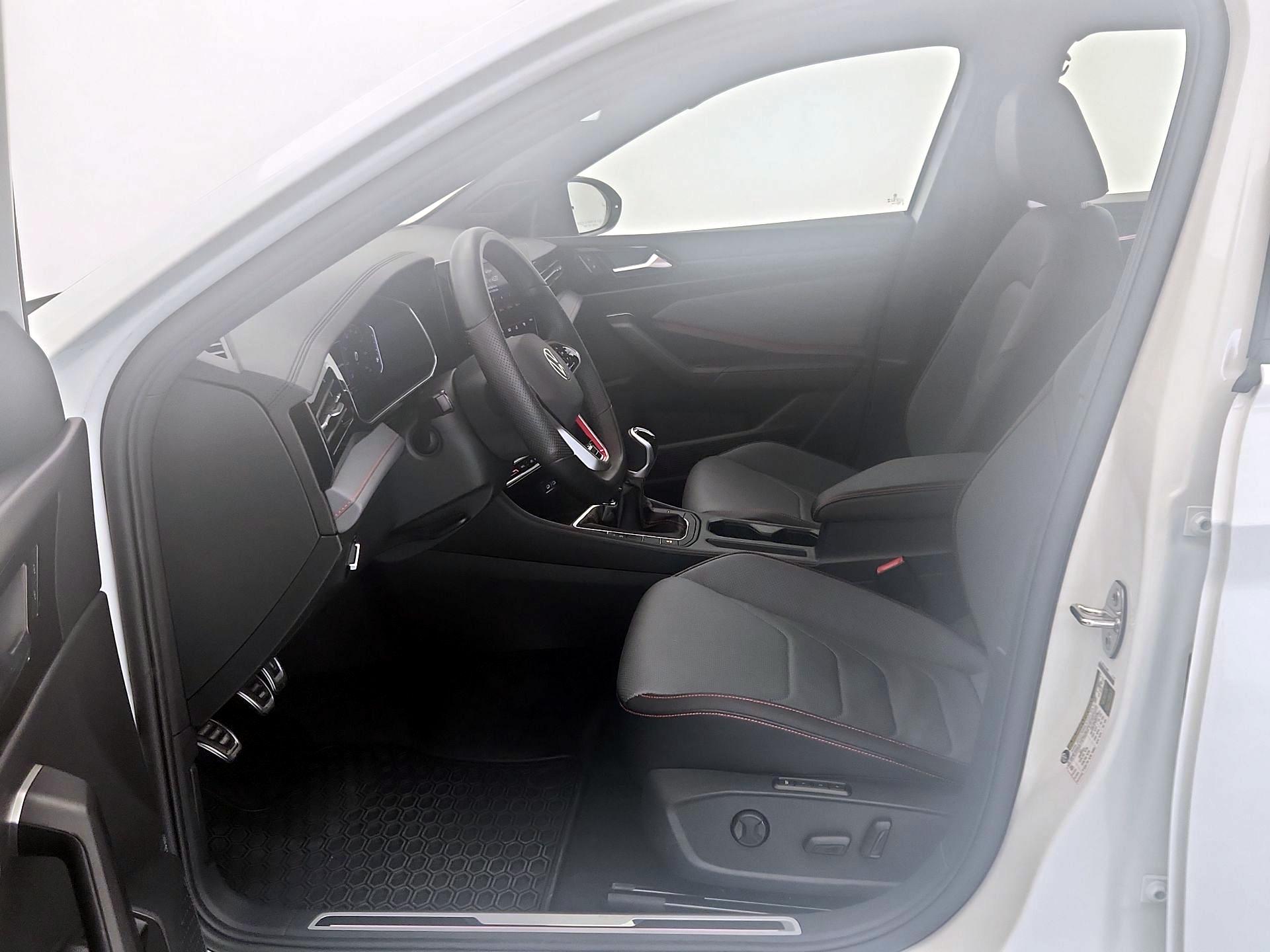 Thumbnail: 2025 Volkswagen Jetta - 12