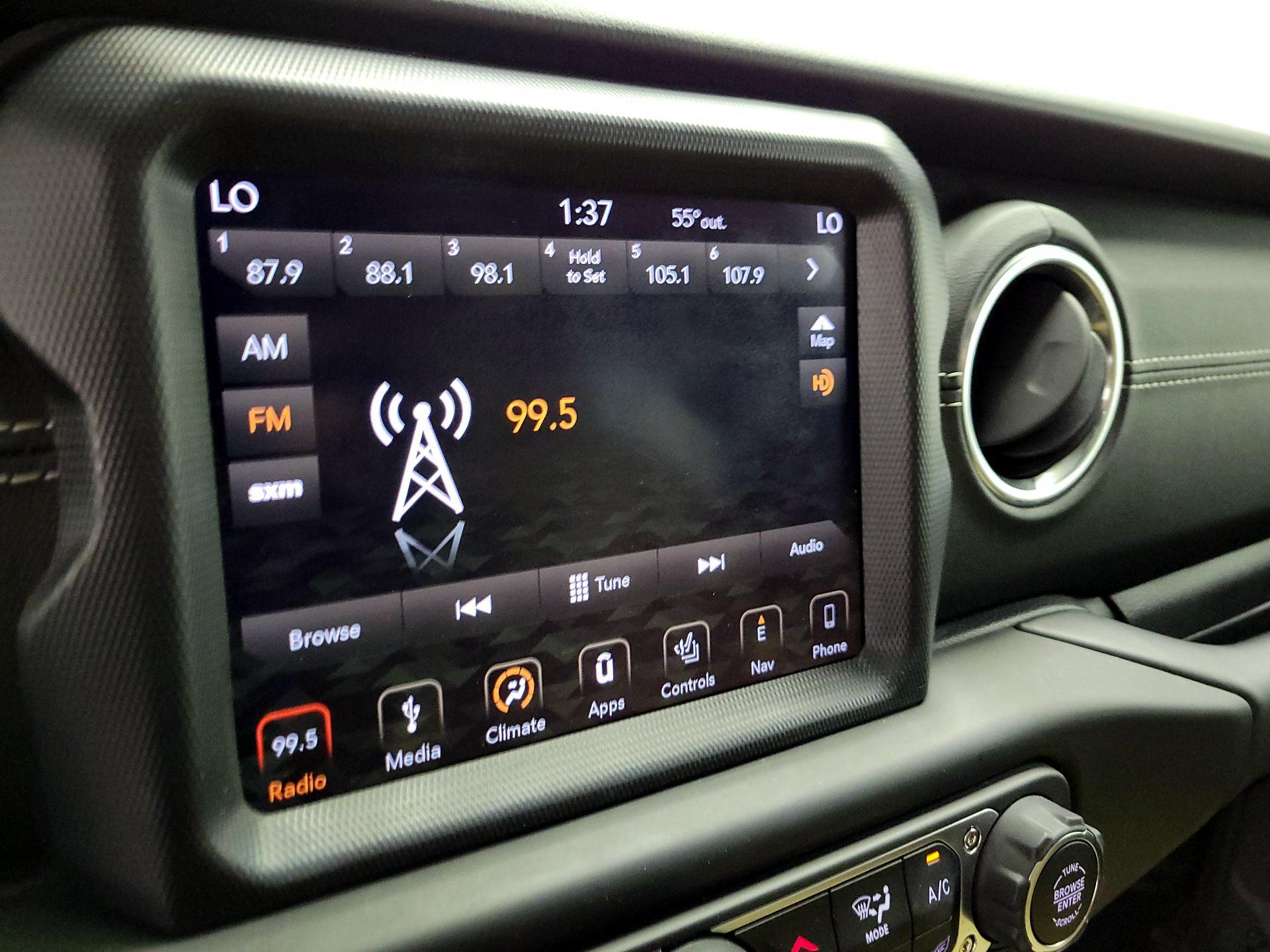 Thumbnail: 2018 Jeep Wrangler - 13