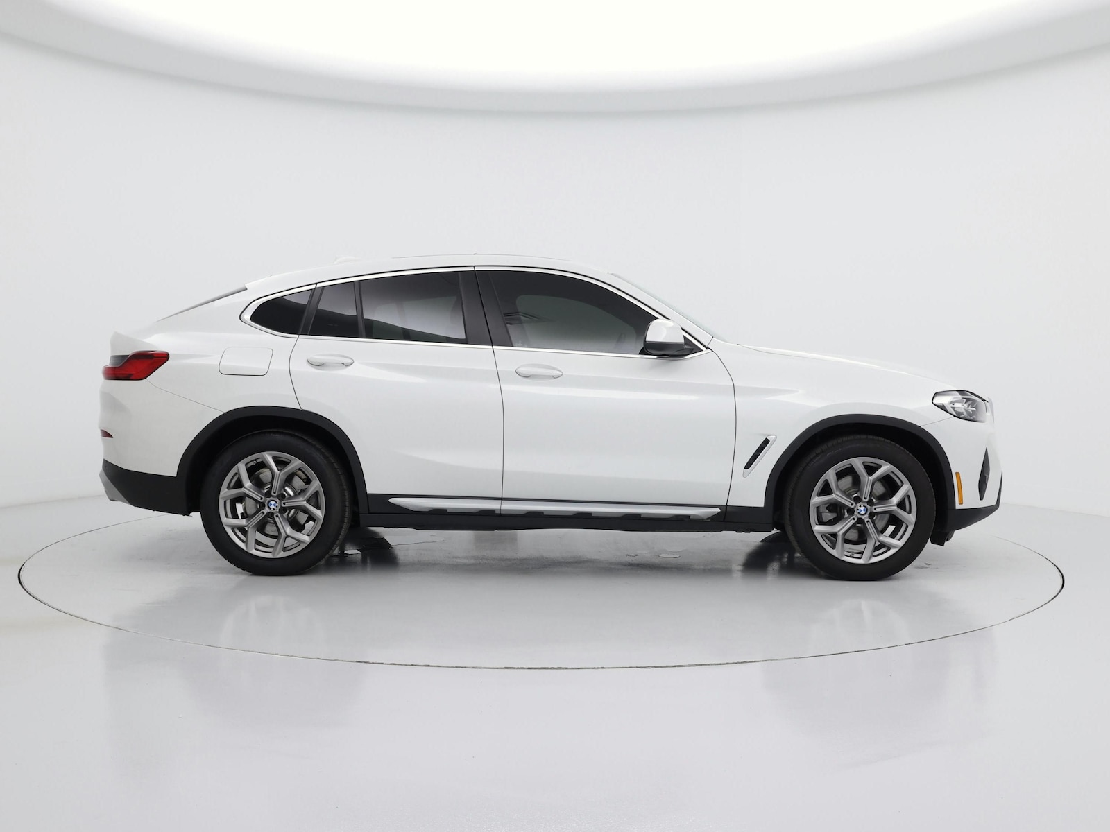2022 BMW X4 30i - Photo 8