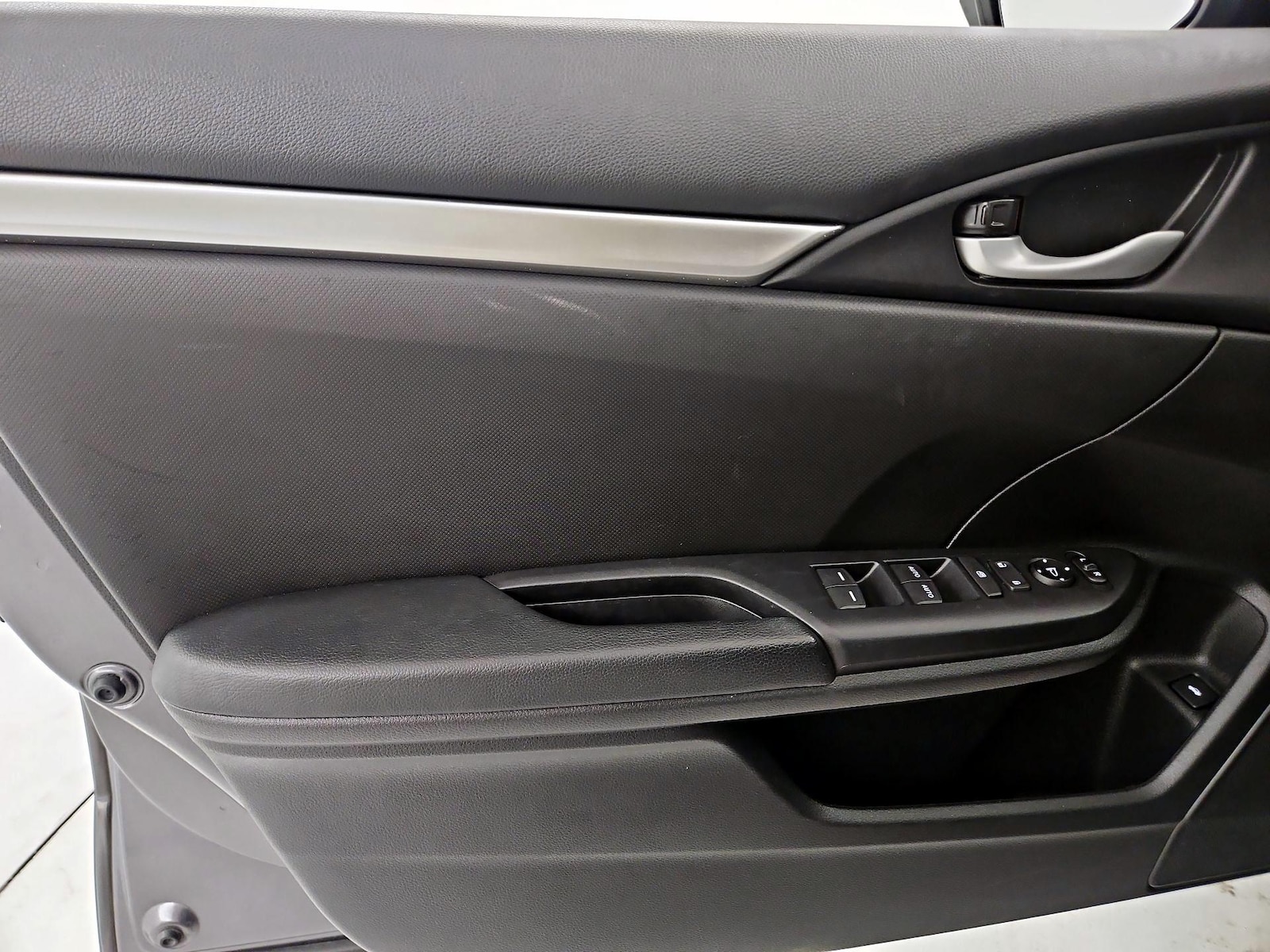 2019 Honda Civic Sport - Photo 11