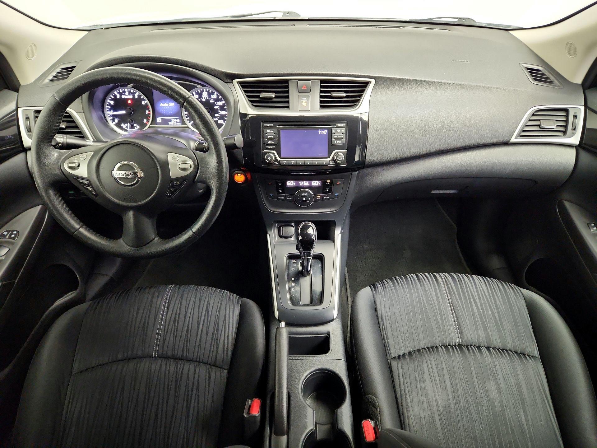 Thumbnail: 2018 Nissan Sentra - 9