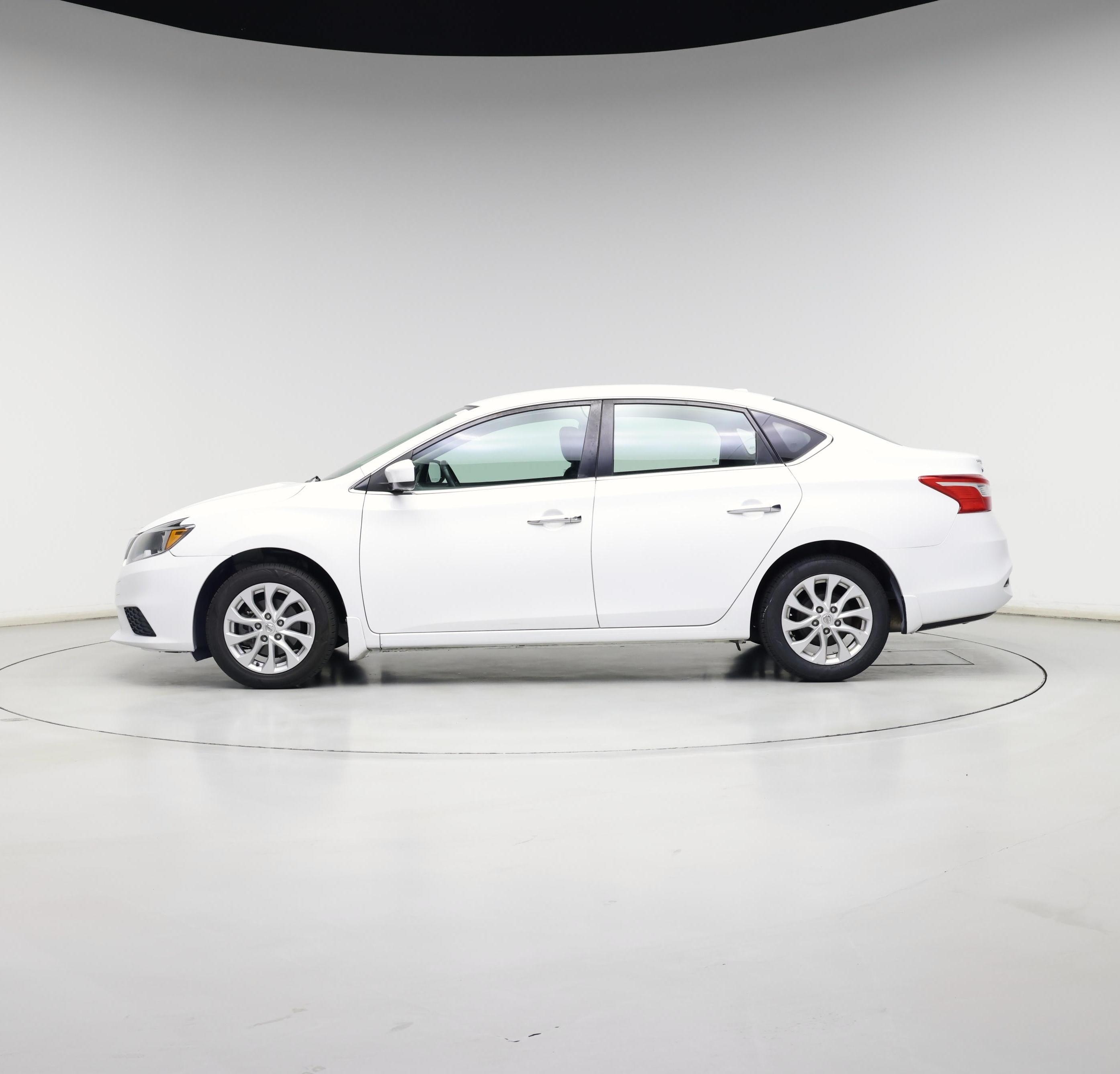 Thumbnail: 2018 Nissan Sentra - 3