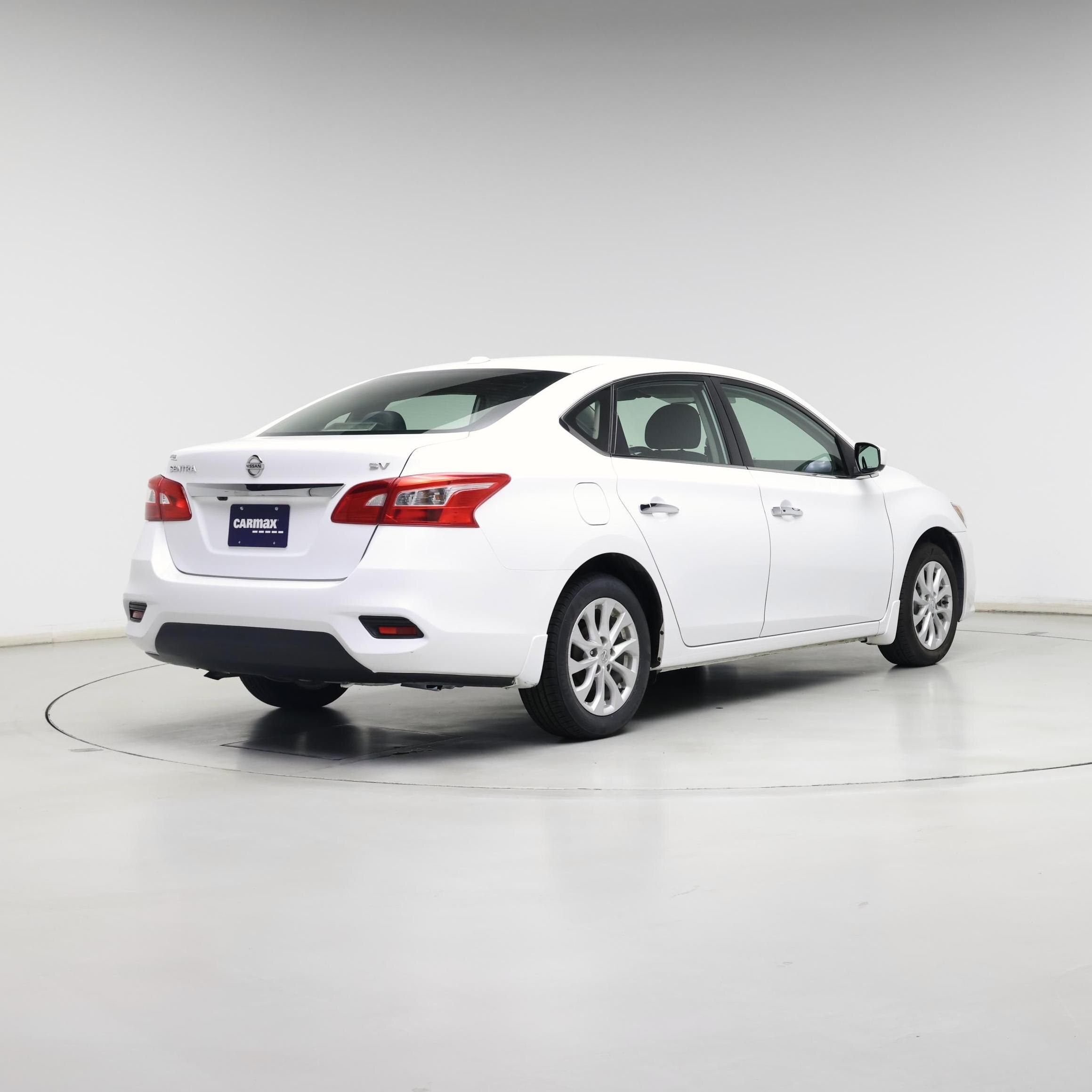 Thumbnail: 2018 Nissan Sentra - 8
