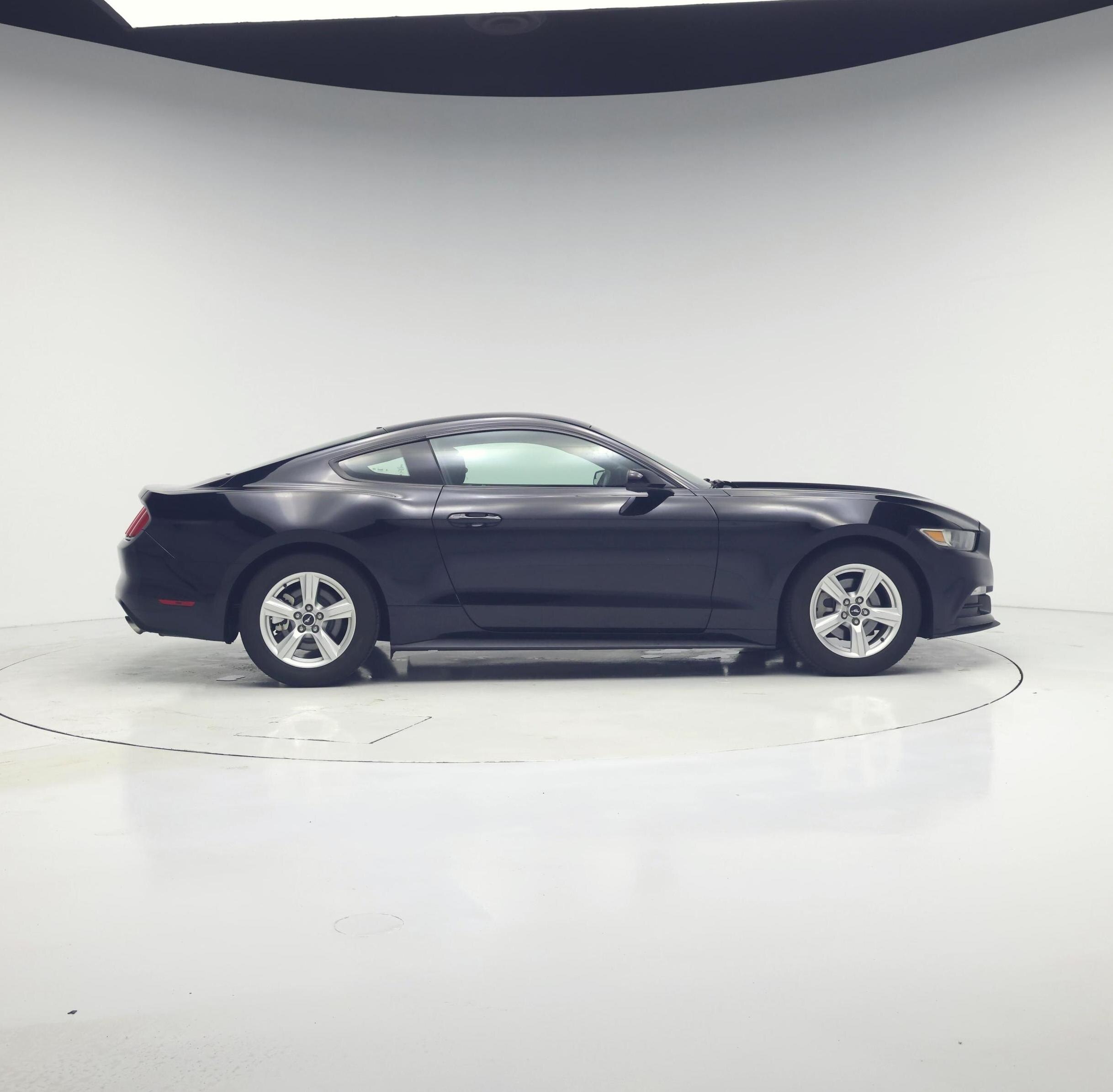 Thumbnail: 2017 Ford Mustang - 7