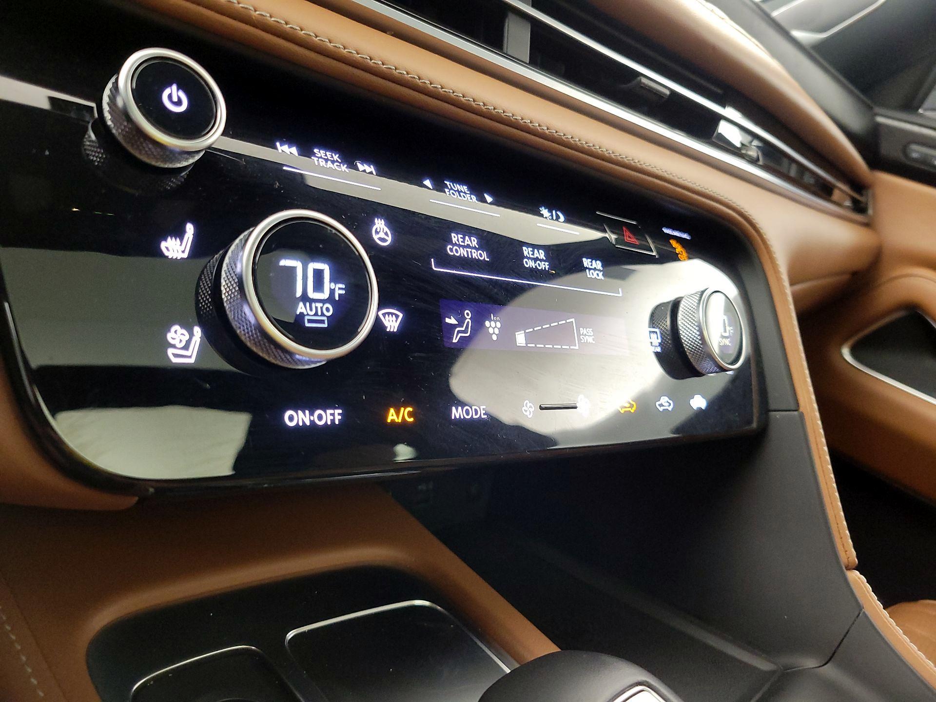 Thumbnail: 2025 INFINITI QX60 - 17