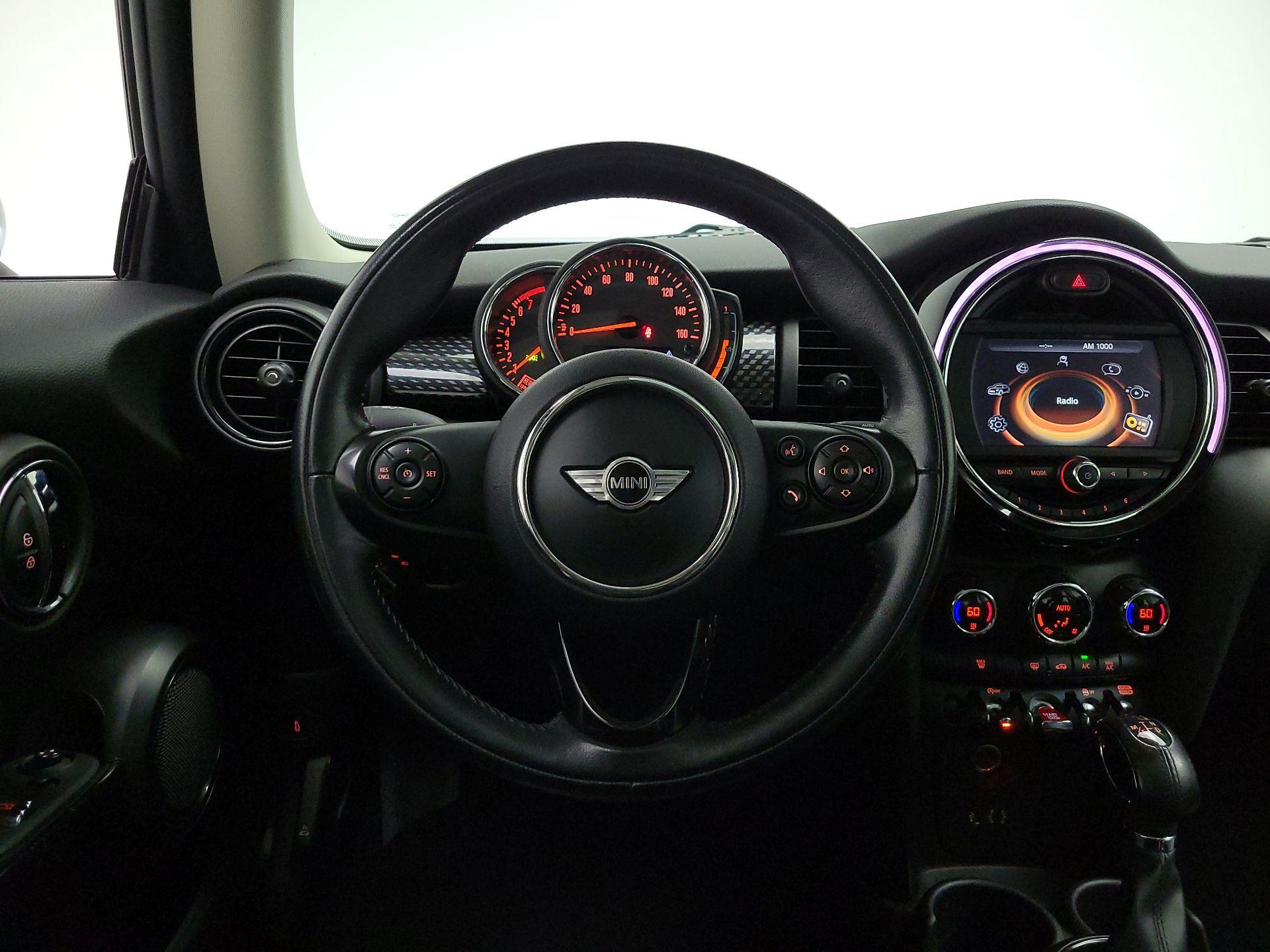 Thumbnail: 2018 MINI Cooper Hardtop - 10