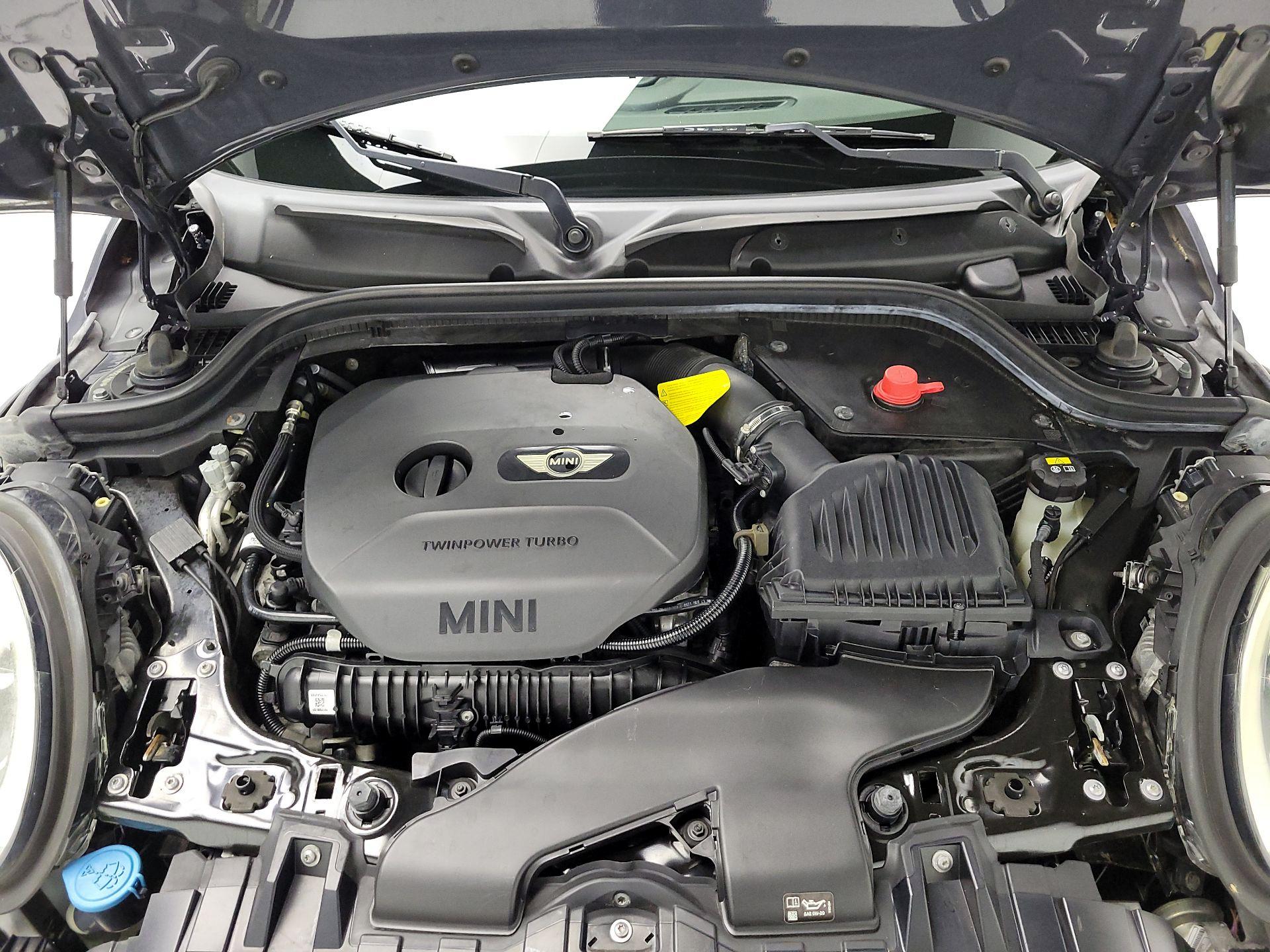 Thumbnail: 2018 MINI Cooper Hardtop - 20