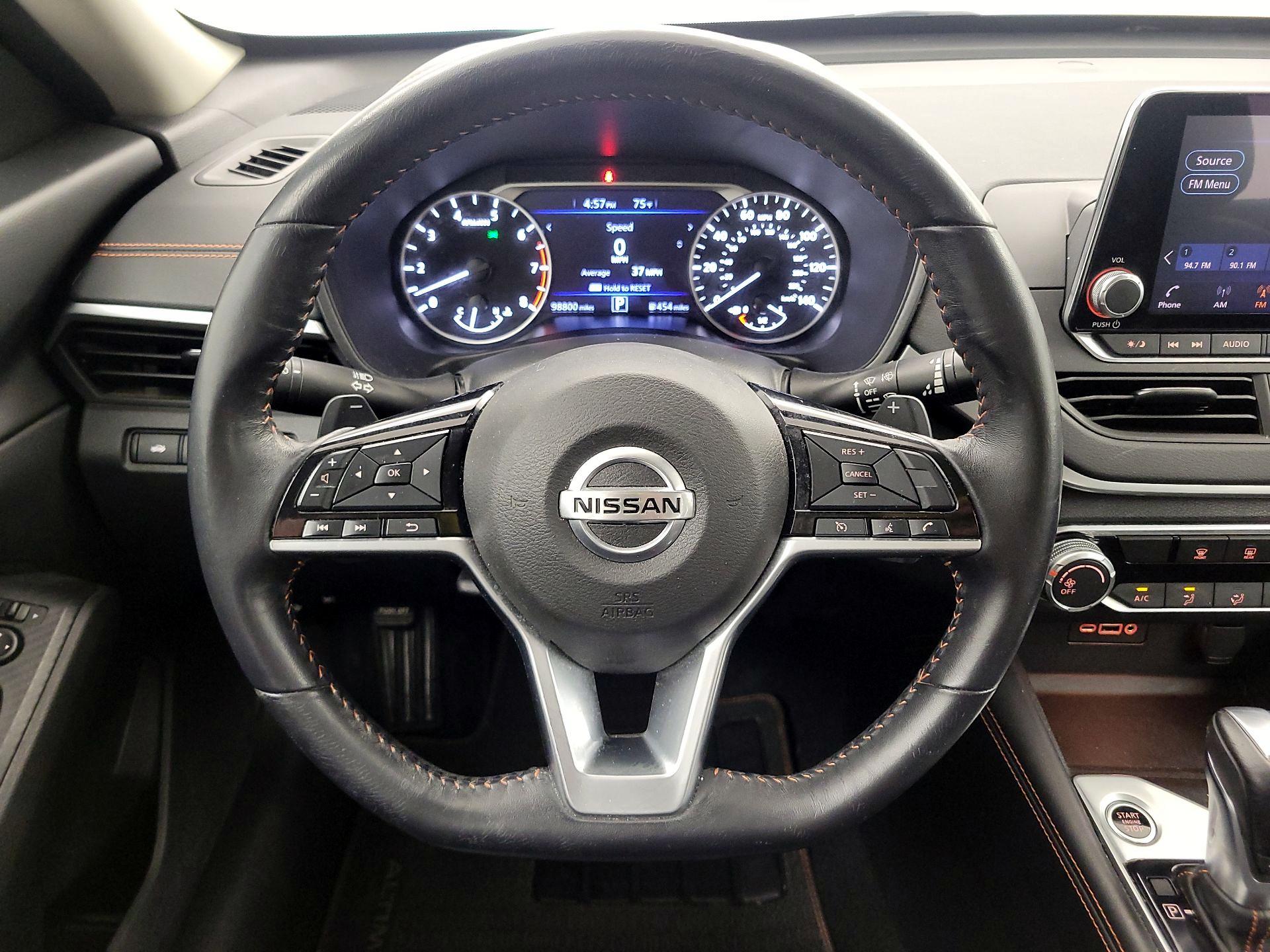 Thumbnail: 2020 Nissan Altima - 10