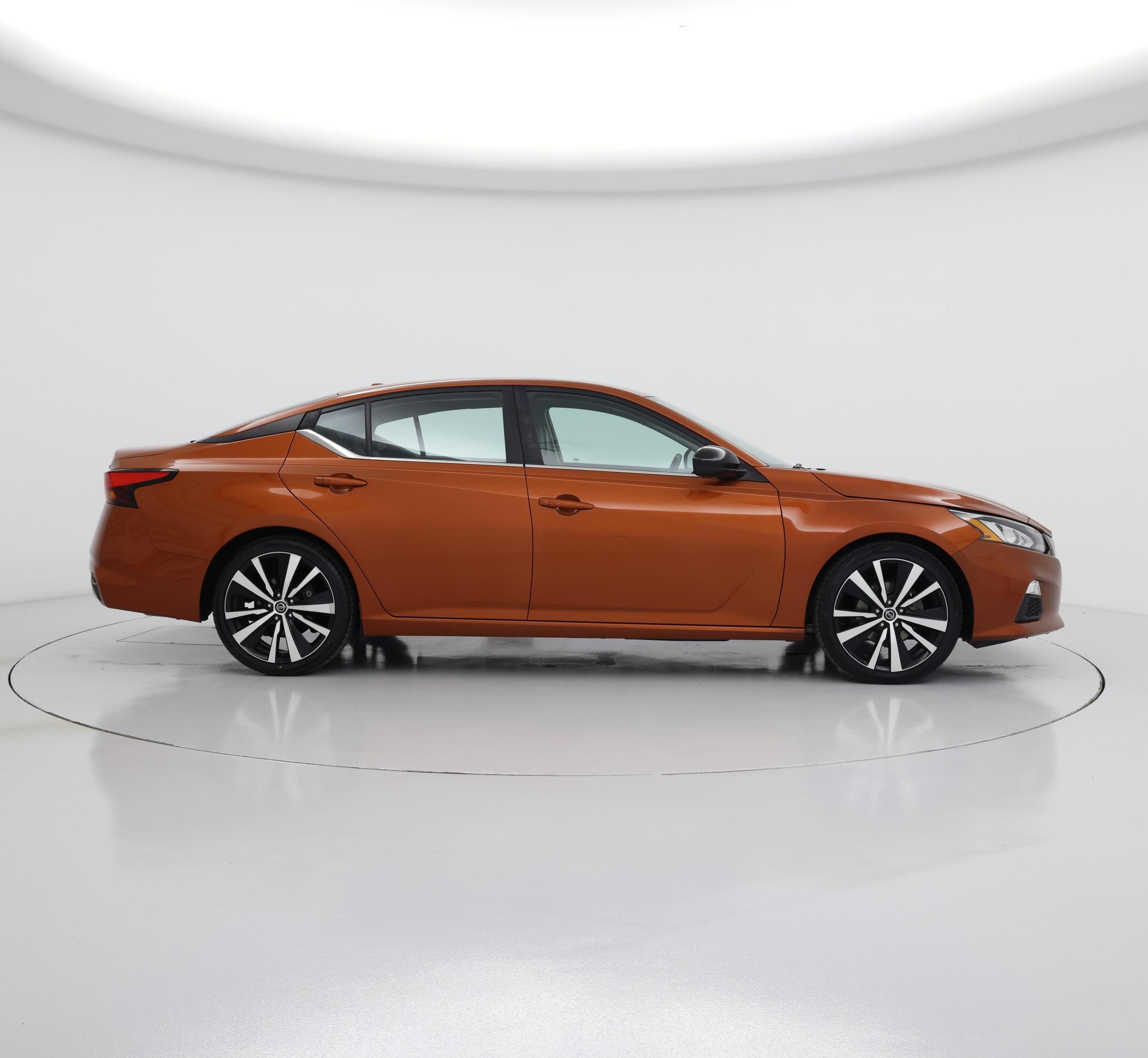 Thumbnail: 2020 Nissan Altima - 7