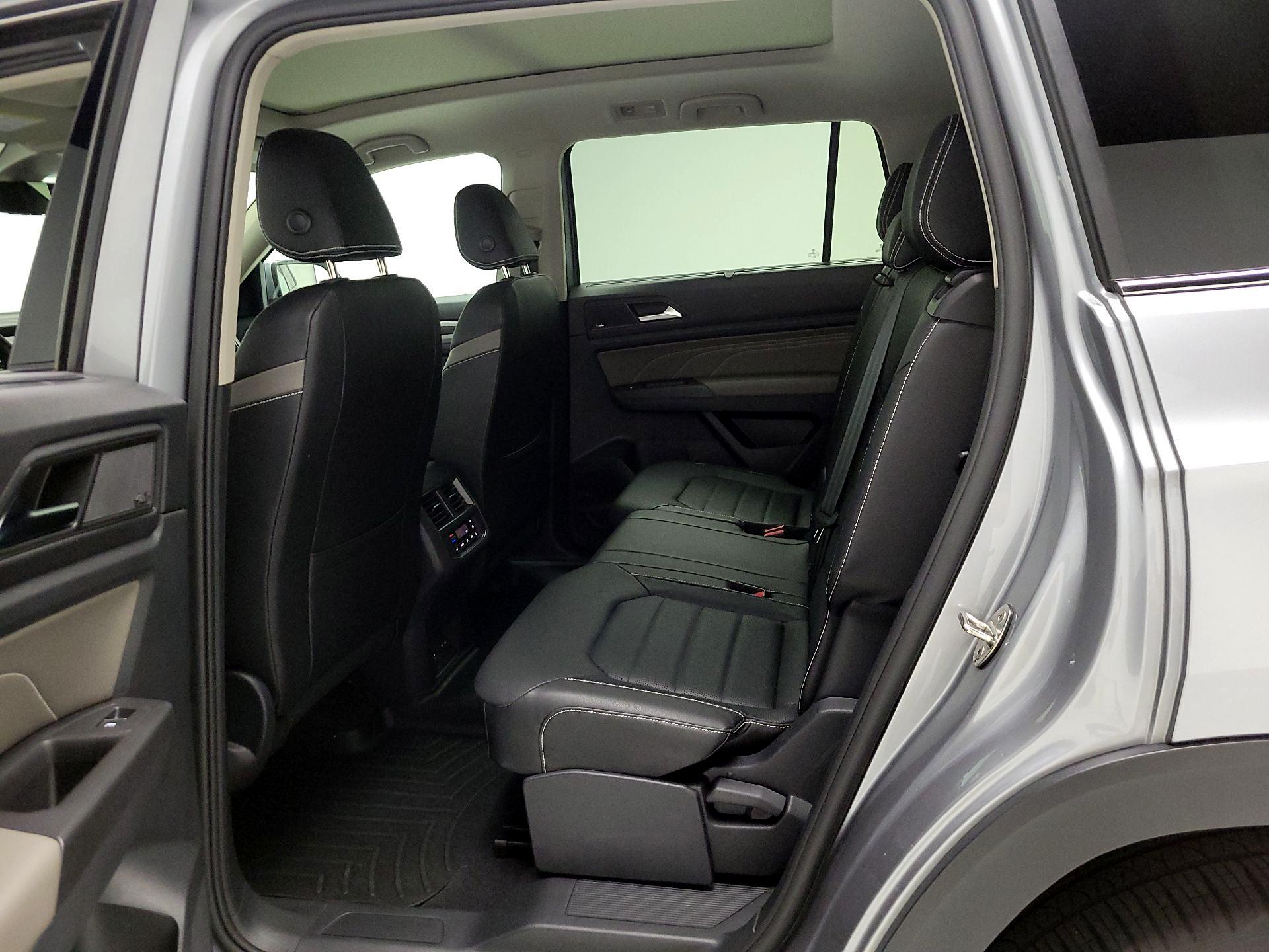 Thumbnail: 2023 Volkswagen Atlas - 19