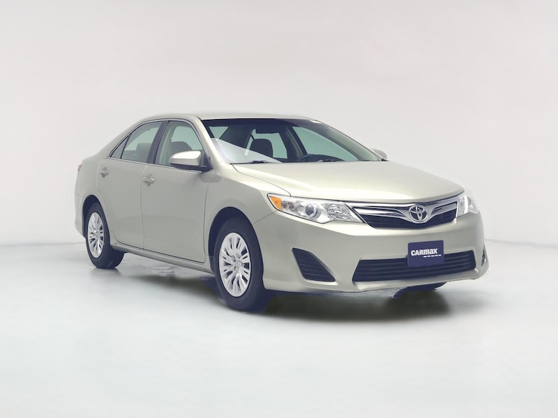2014 Toyota Camry LE -
                  Naperville, IL