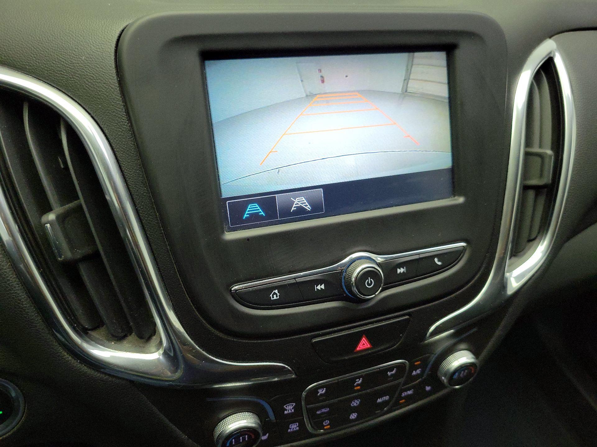 Thumbnail: 2018 Chevrolet Equinox - 14
