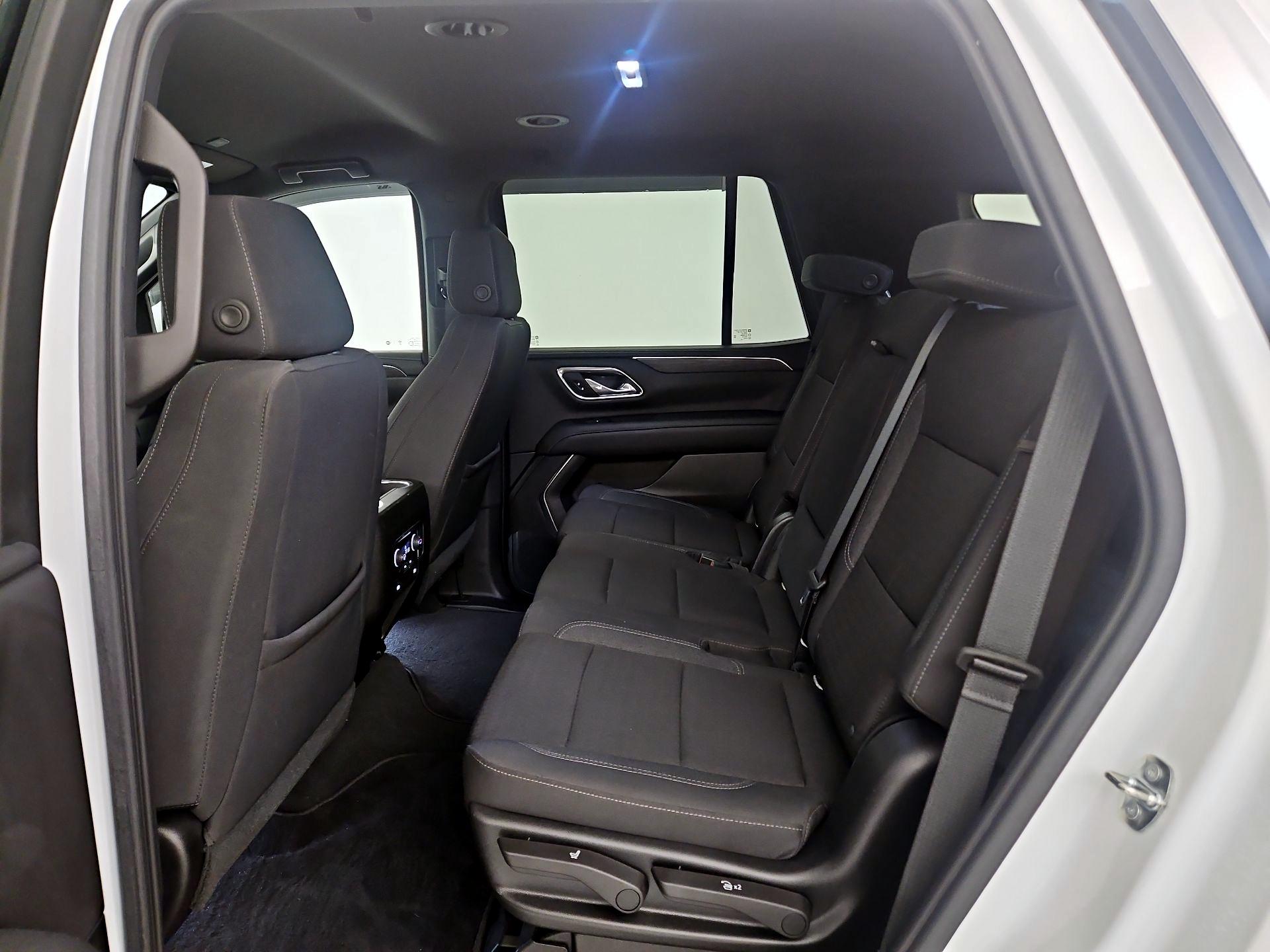 Thumbnail: 2021 Chevrolet Tahoe - 17