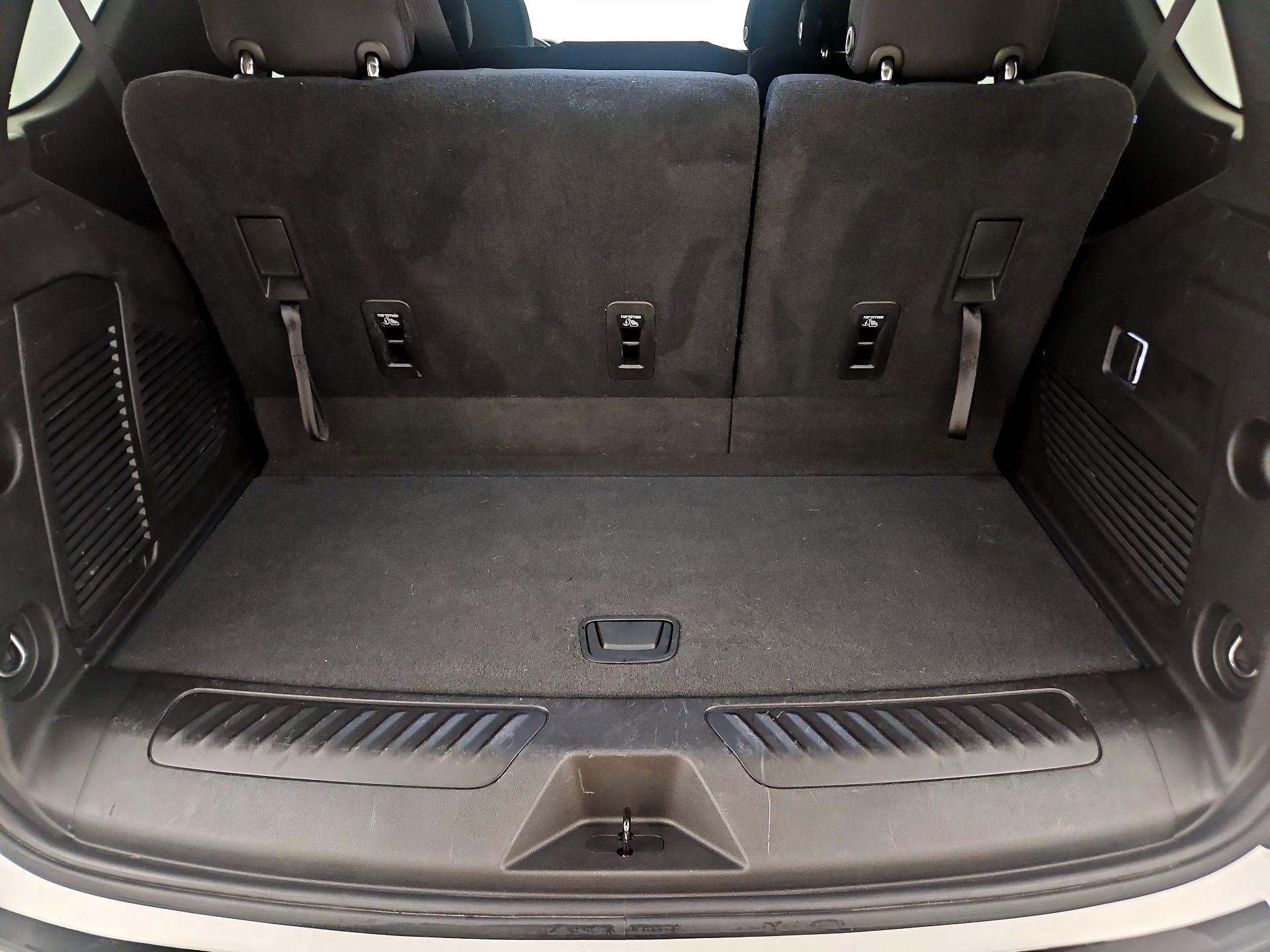 Thumbnail: 2021 Chevrolet Tahoe - 19